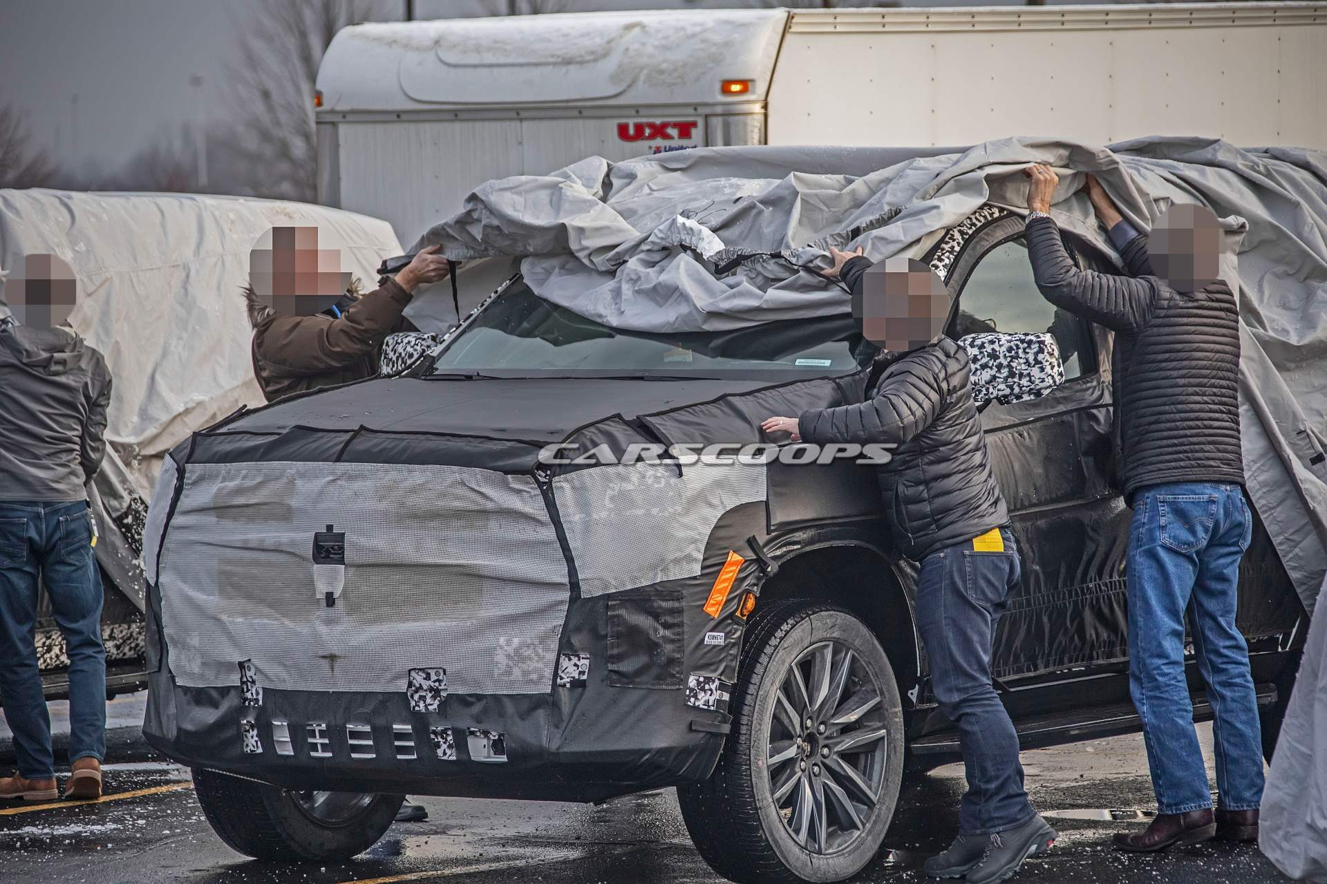 2020 Cadillac Escalade spy shots 6 2020 Cadillac Escalade Spotted For The First Time, Here’s Everything We Know So Far