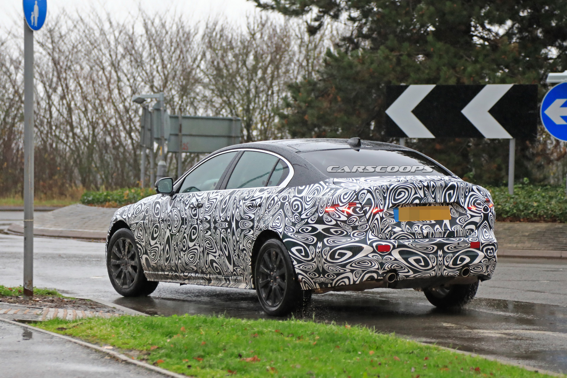 2019 jaguar xe facelift spy 18 2019 Jaguar XE Shaping Up To Be A More Competent 3-Series Rival