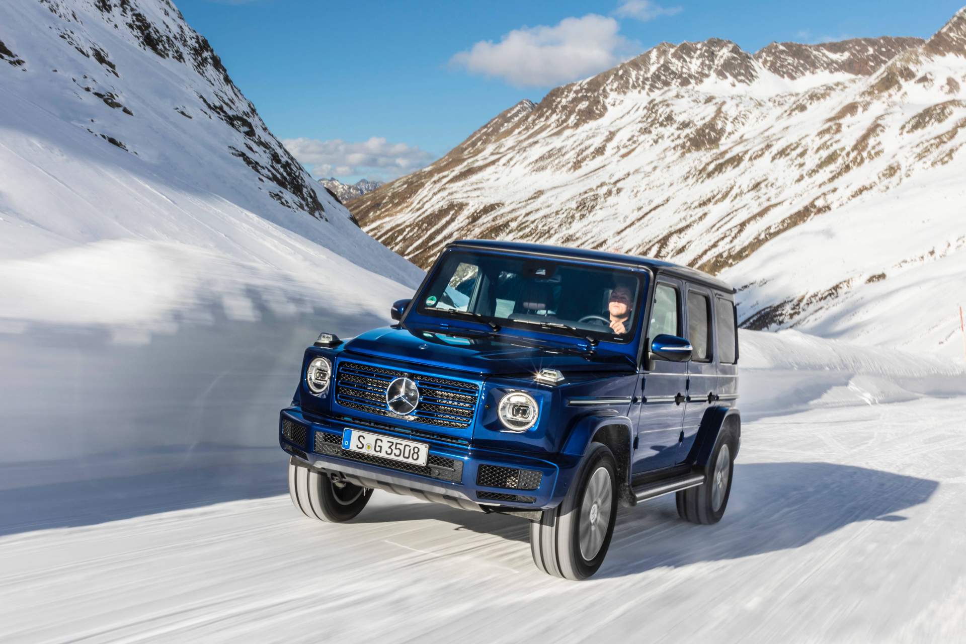 Der neue Mercedes-Benz G 350 d: Der Einstieg in die G-Klasse ohne Kompromisse
The new Mercedes-Benz G 350 d: The point of entry to the G-Class without compromises 2019 Mercedes G350d Diesel Is Powerful, Civilized And Very Frugal