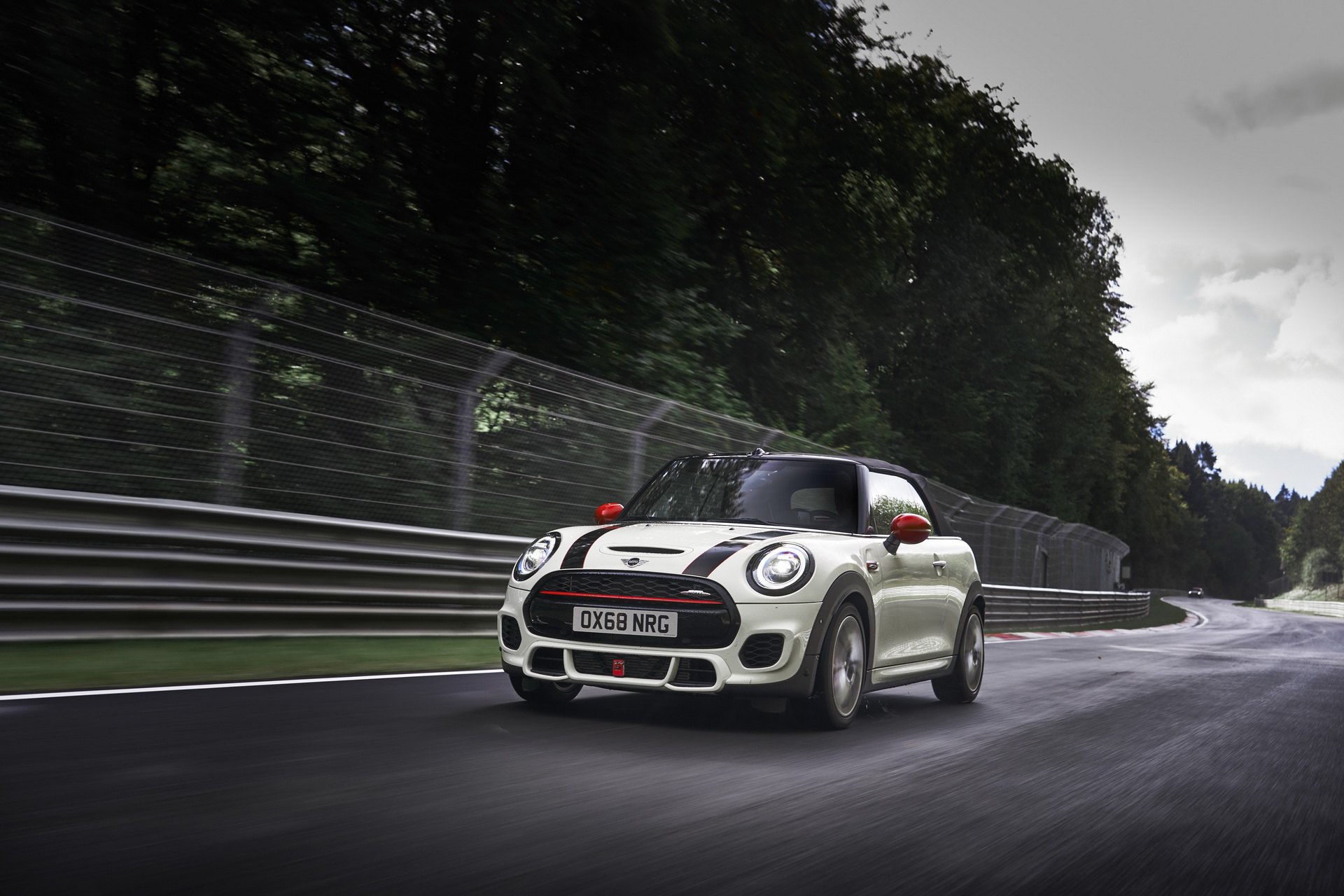 2019-Mini-Cooper-S-JCW-28 Mini Reveals Updated 2019 Cooper S JCW For Europe