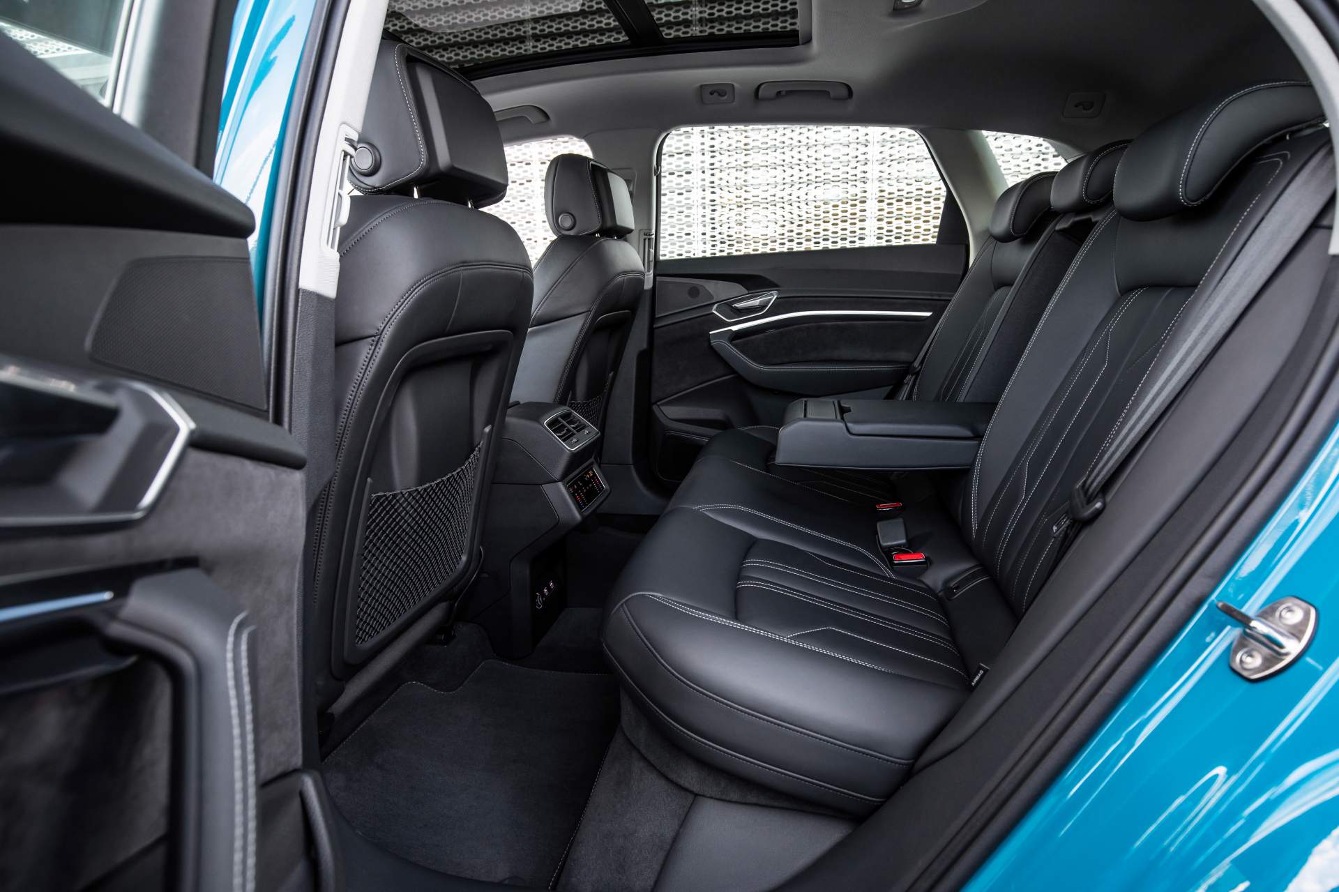 The Audi e-tron at Masdar City Scan Every Inch Of The 2019 Audi e-tron Electric SUV In 303 Photos