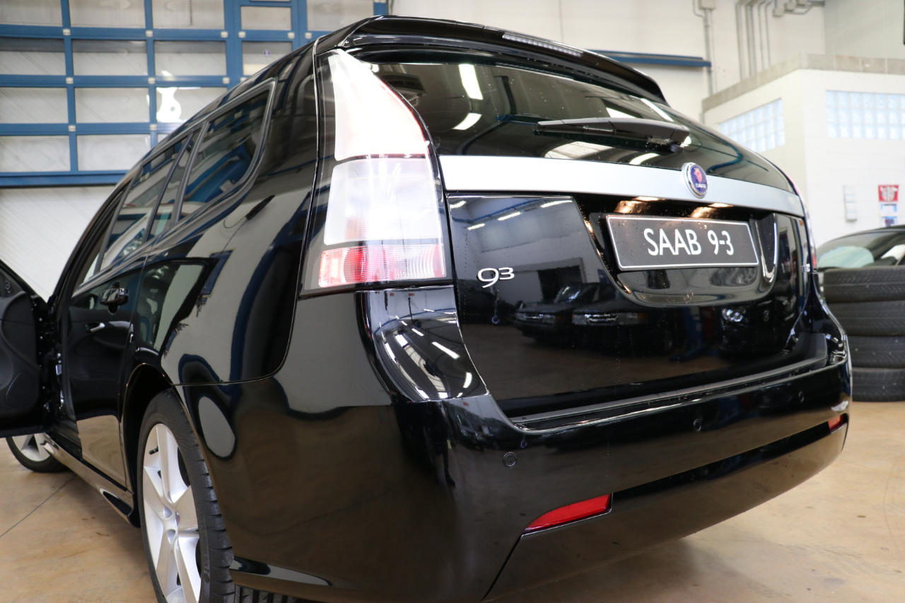 2011 Saab 9-3 SportCombi 4 World’s Last Brand New Saab Is A 9-3 Wagon Selling For €31,000