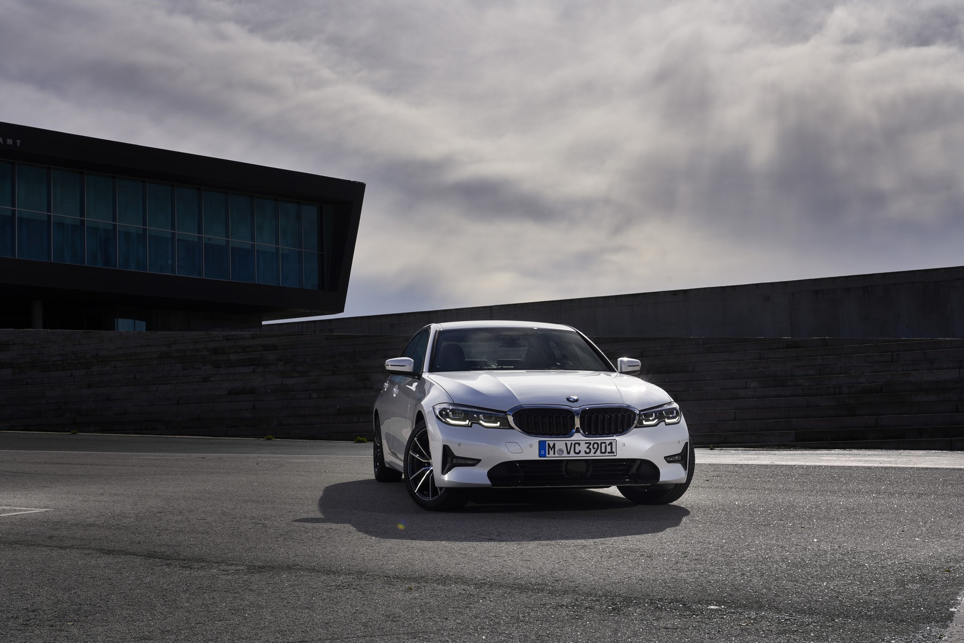 2019 BMW 3-Series-4 First 2019 BMW 3-Series Reviews Are Out (Plus 300+ Photos)