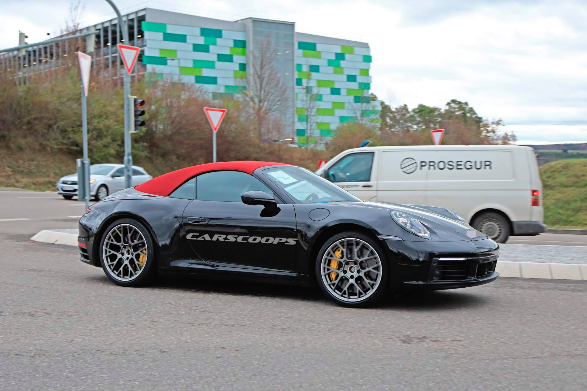 2020 Porsche 911 Cabriolet spy shots 17 2020 Porsche 911 Cabriolet Drops Camo, Wears “Envy Green” Paint
