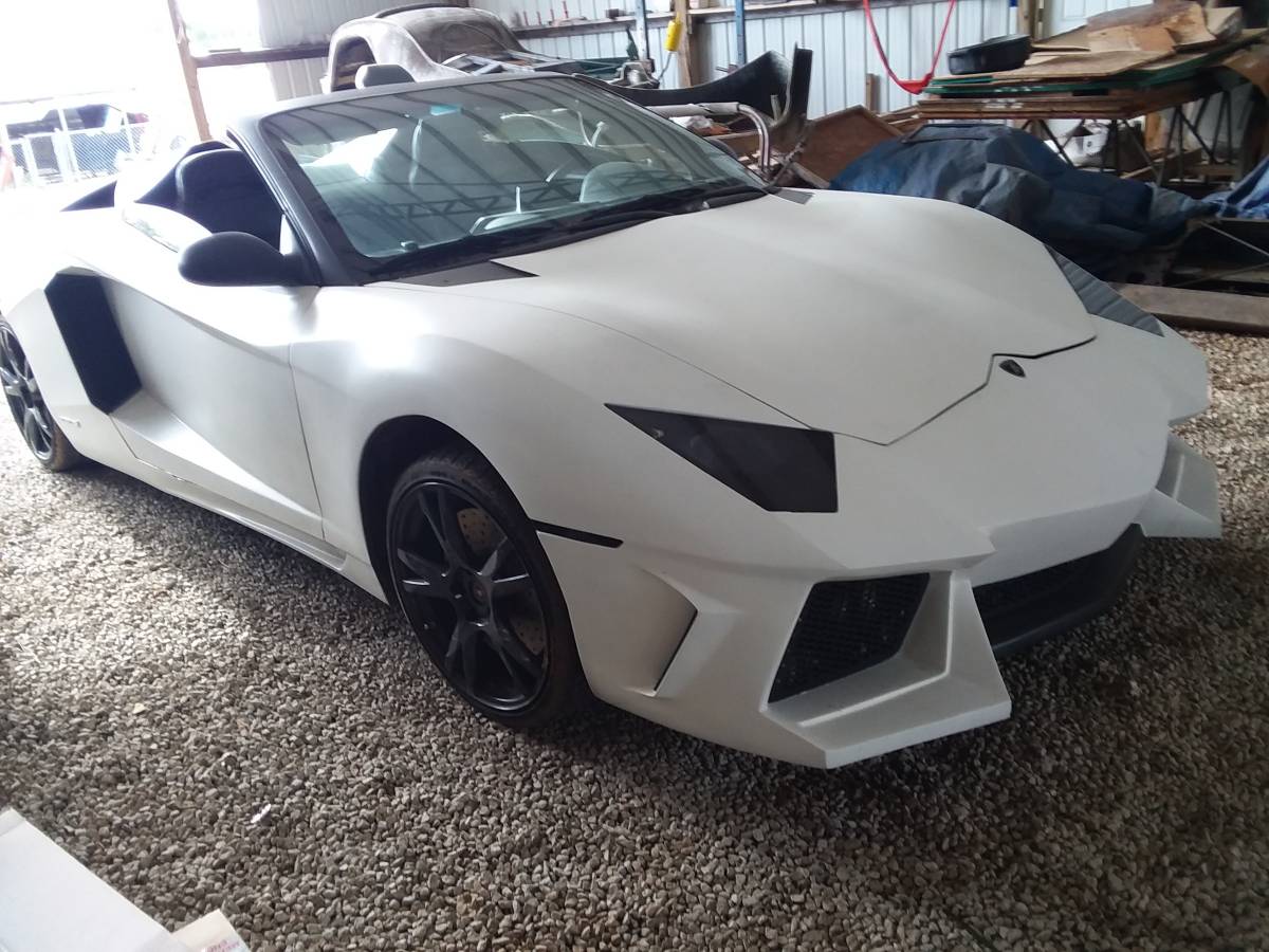 lamborghini aventador replica gto craigslist 2 Lamborghini Aventador ‘Replica’ Is A $22,500 Pontiac-Based Mess