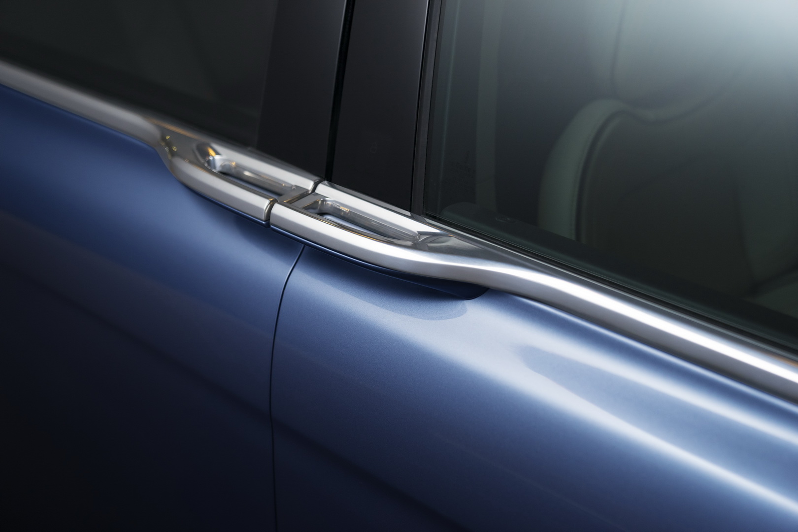 2019 lincoln continental 80th anniversary coach door edition 24 Lincoln Coach Door Continental Will Be Suicide On Your Wallet As Prices Start Over $100,000