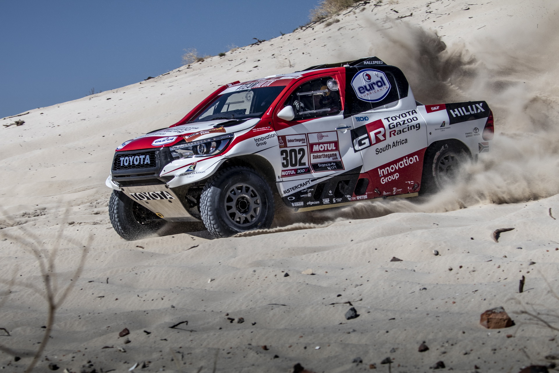 2019-Toyota-HiLux-Dakar-13 Toyota Enters 2019 Dakar With Three Bespoke Hilux Pickup Trucks