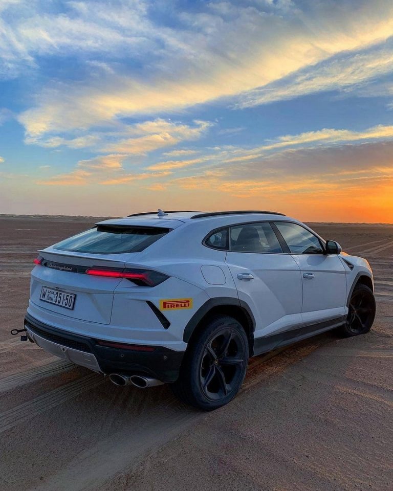 Lamborghini Urus Turns Arabian Desert Into Its Own Playground | Carscoops