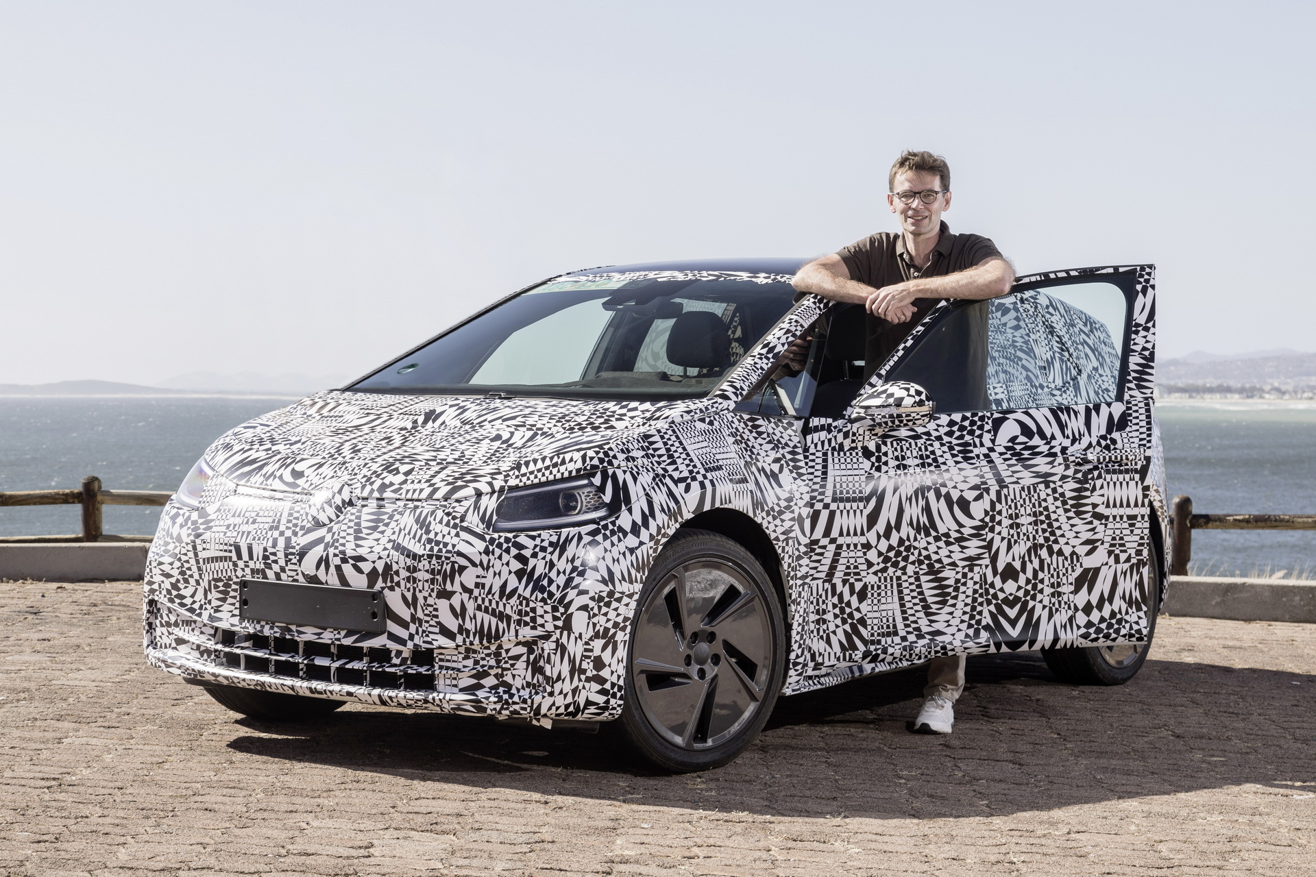 2020-VW-ID-TestCar-01 2020 Volkswagen I.D. Neo EV: Looks, Range, And Everything Else We Know