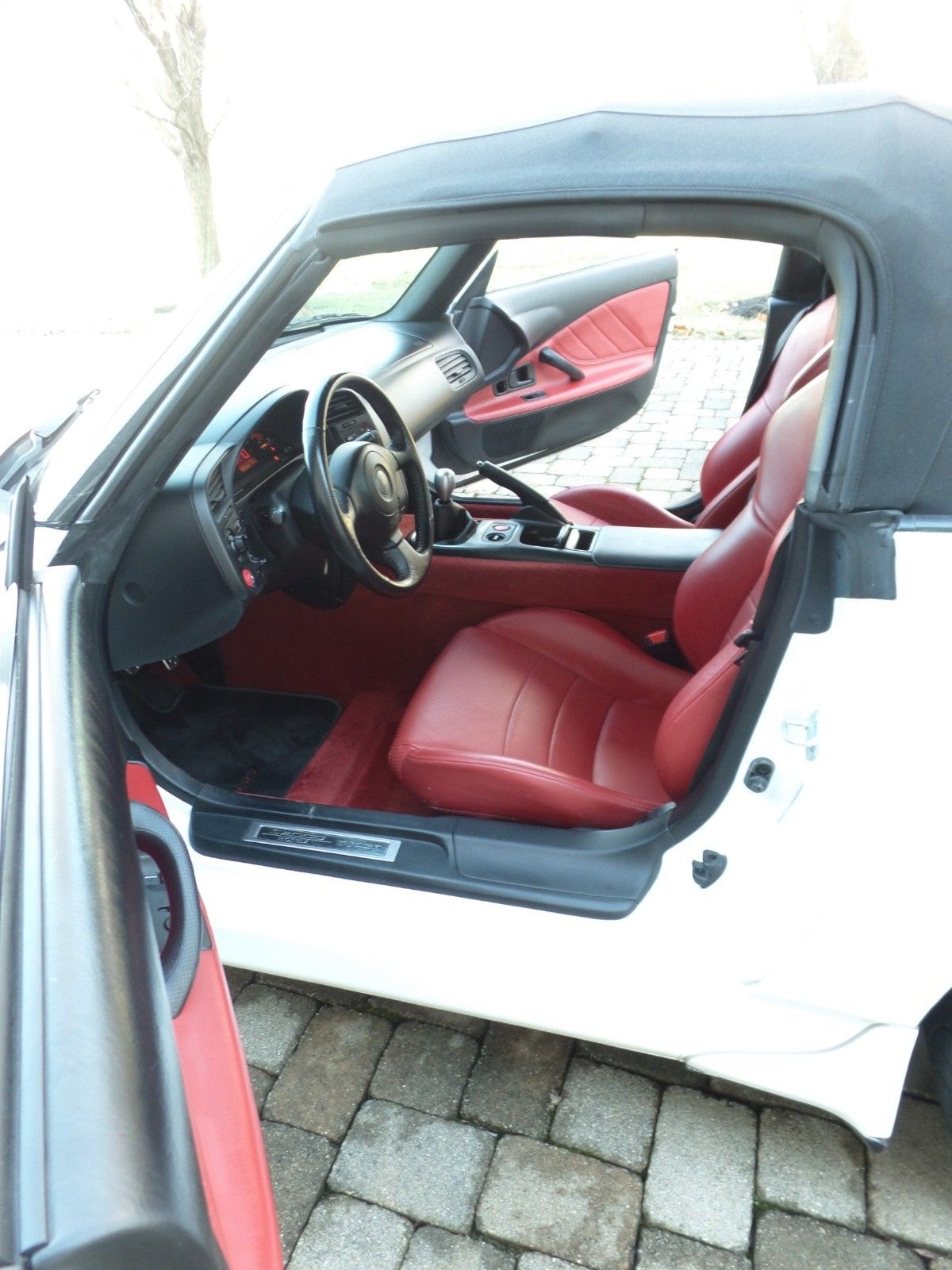 2000 Honda S2000 7 You Just Missed This White On Red 5,800-Mile Honda S2000, Someone Snatched It For $26,100