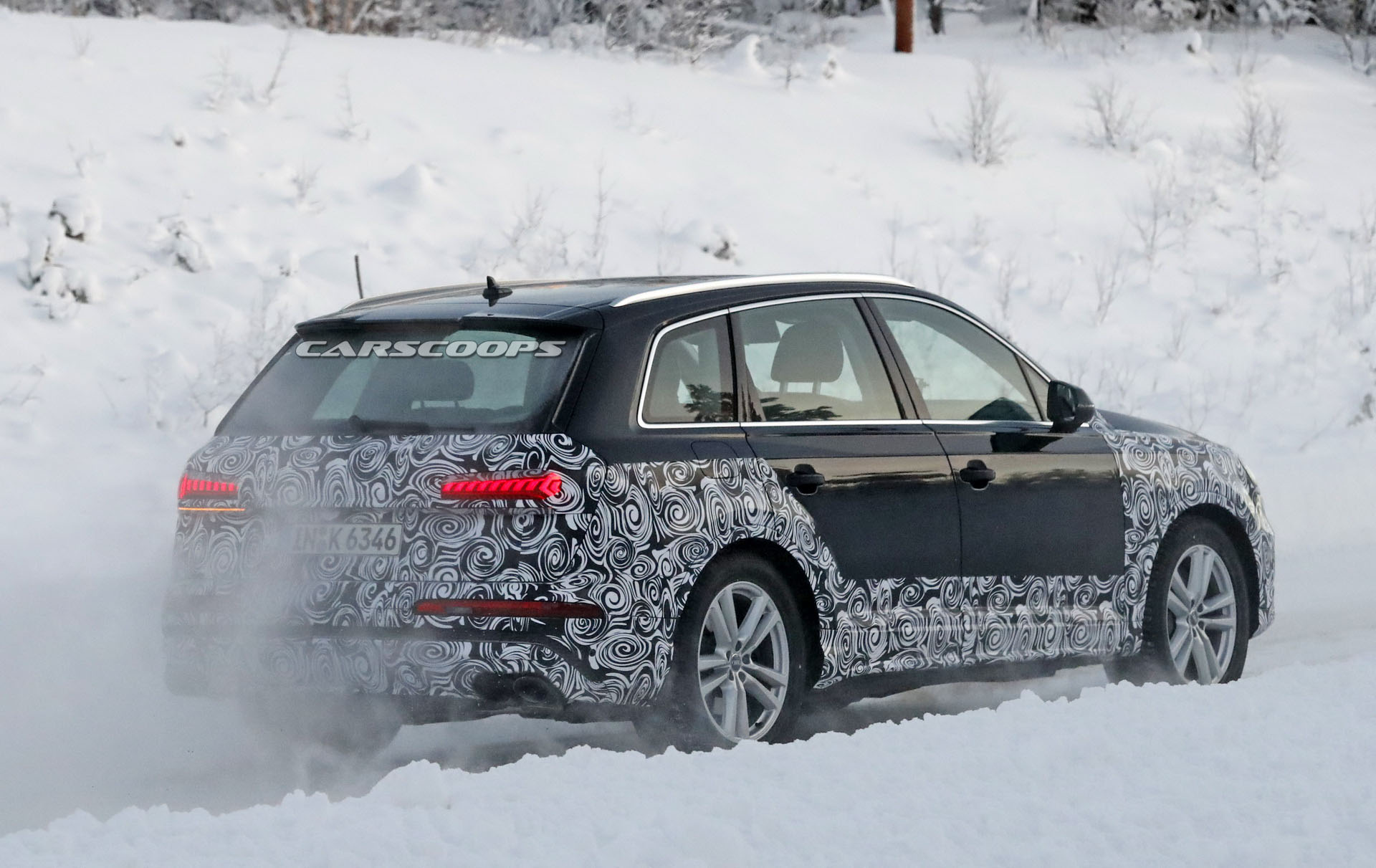 2020-Audi-Q7-SQ7-Facelift-44 2020 Audi Q7 Facelift Spotted Testing On Cold-Weather Conditions