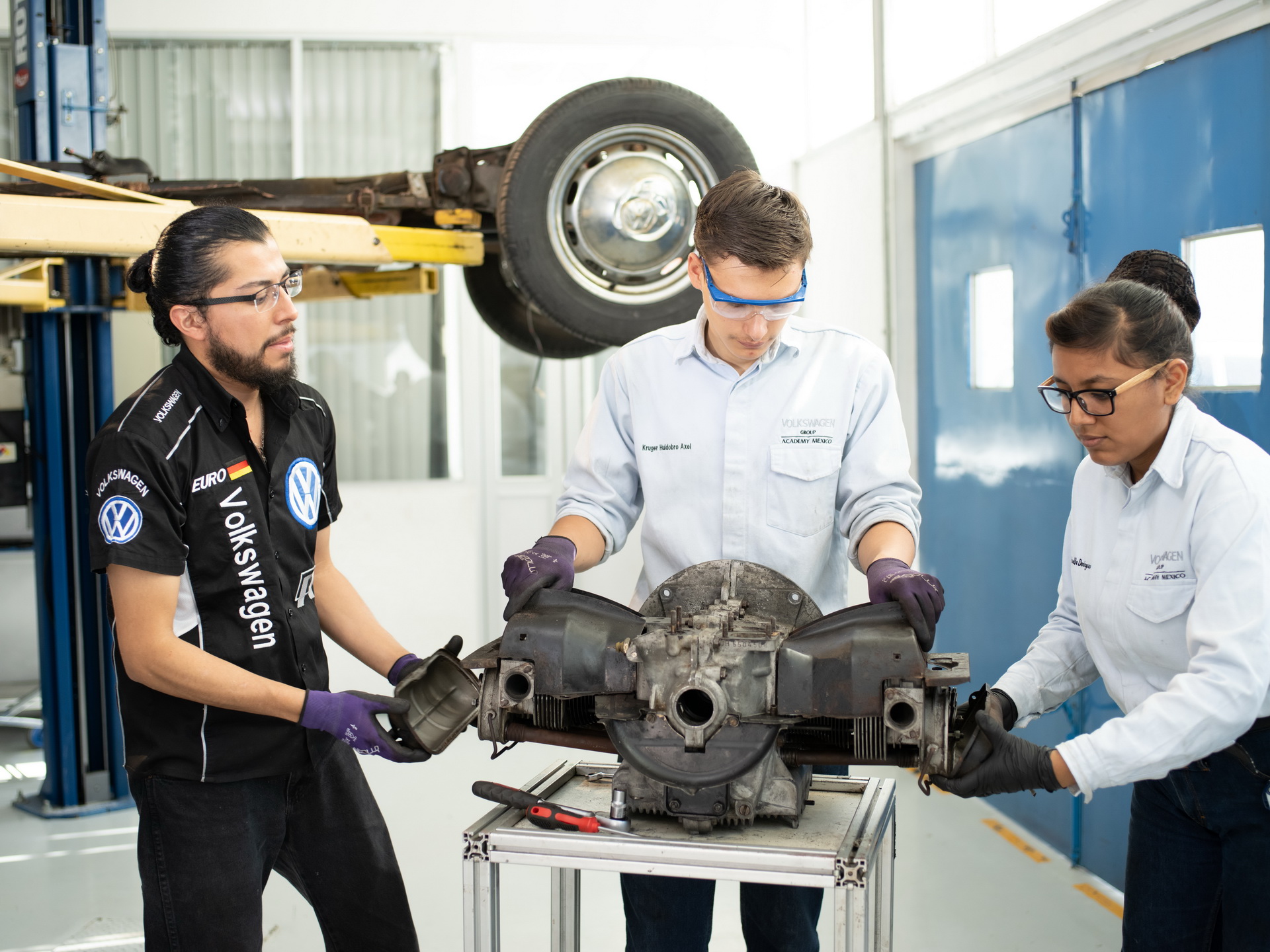 1966-VW-Beetle-Restoration-10 1966 Beetle Gets A Free Restoration From VW USA After 350,000 Miles Of Daily Use