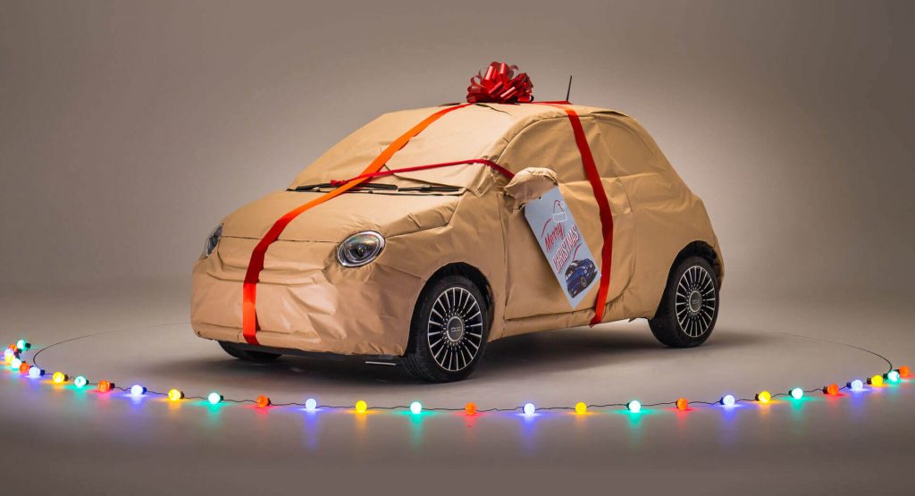  Need Help With Christmas Presents? Fiat Will Wrap Them Up For You