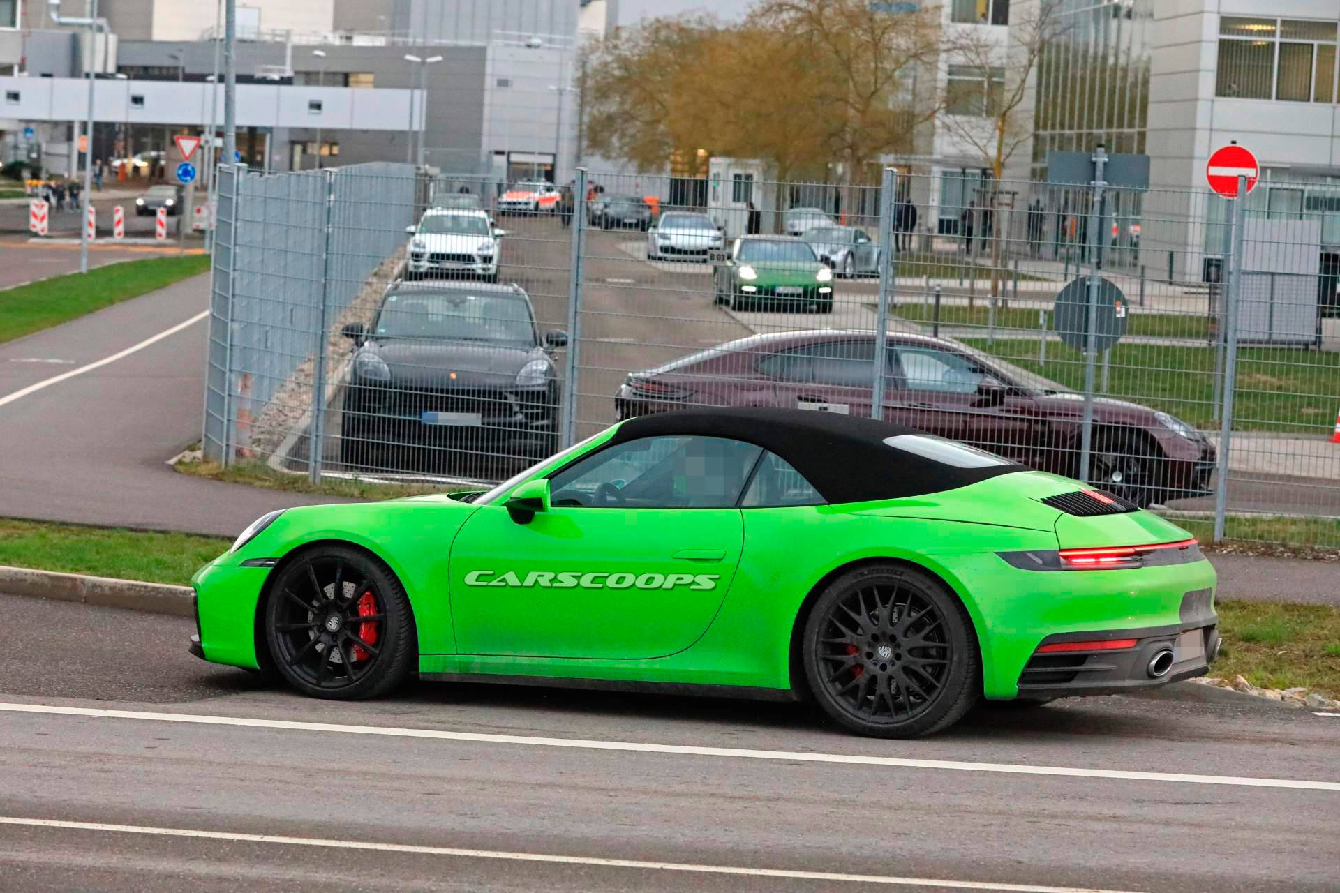 2020 Porsche 911 Cabriolet spy shots 7 2020 Porsche 911 Cabriolet Drops Camo, Wears “Envy Green” Paint