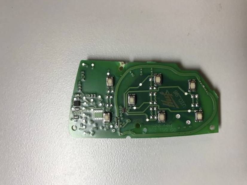 2020 Chevrolet Corvette C8 keyfob 7 2020 Chevrolet Corvette C8 Key Fob Shows New Logo Via FCC Filing