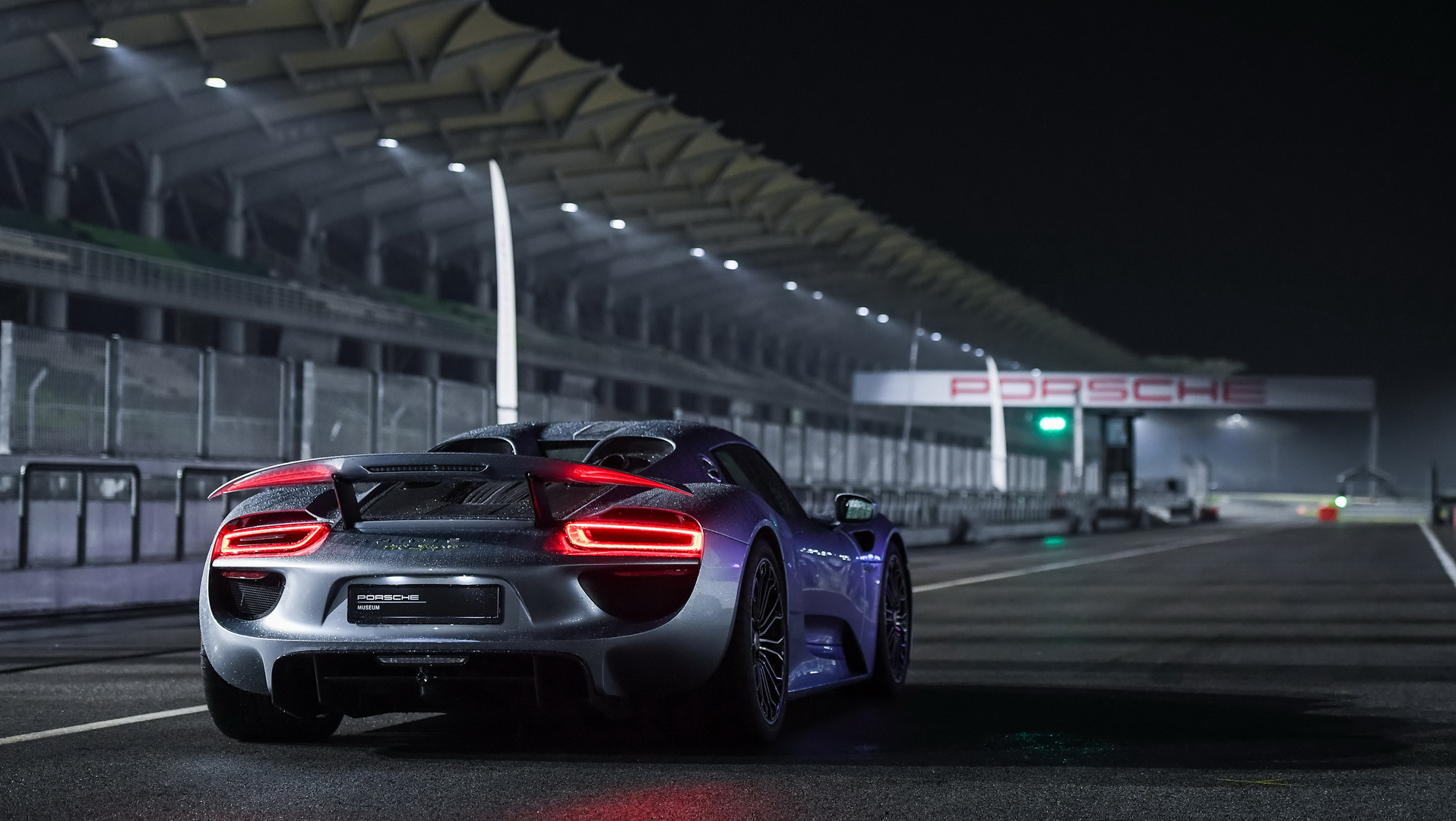 porsche 918 spyder 1 Porsche Sets A 6:30 ‘Ring Lap Time Target For Its Next Hypercar