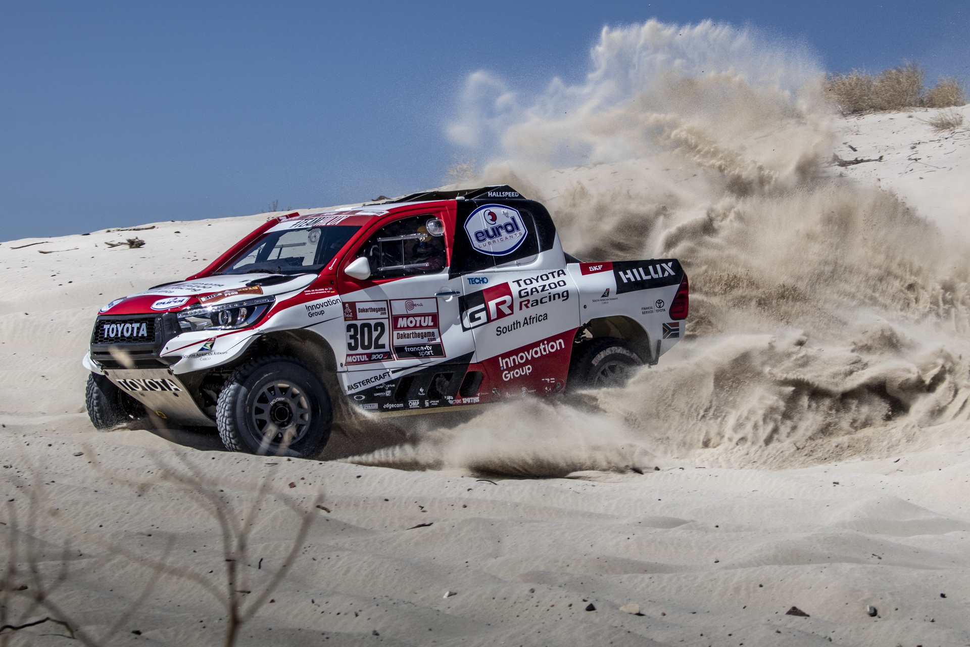2019-Toyota-HiLux-Dakar-08 Toyota Enters 2019 Dakar With Three Bespoke Hilux Pickup Trucks