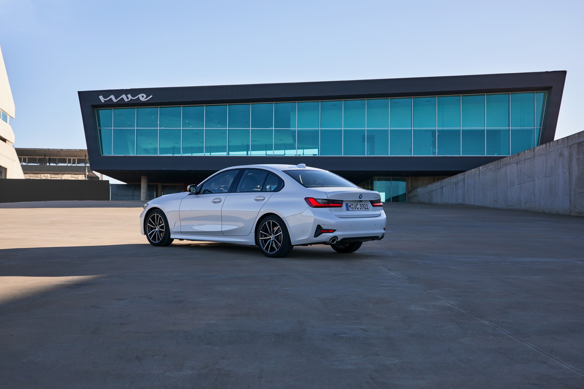 2019 BMW 3-Series-52 First 2019 BMW 3-Series Reviews Are Out (Plus 300+ Photos)