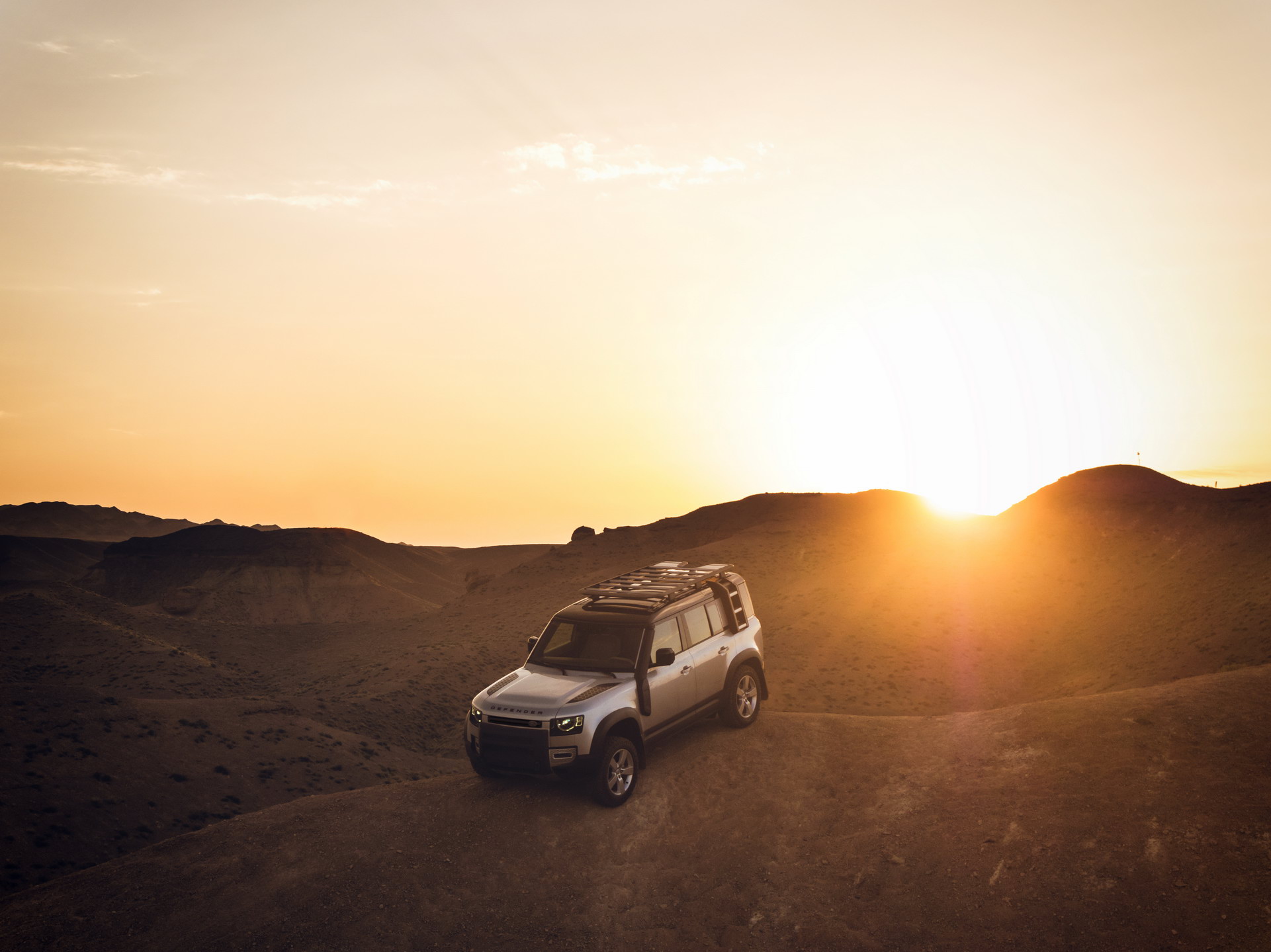 2020 Land Rover Defender Reborn As A Modern 4×4 With Advanced Tech