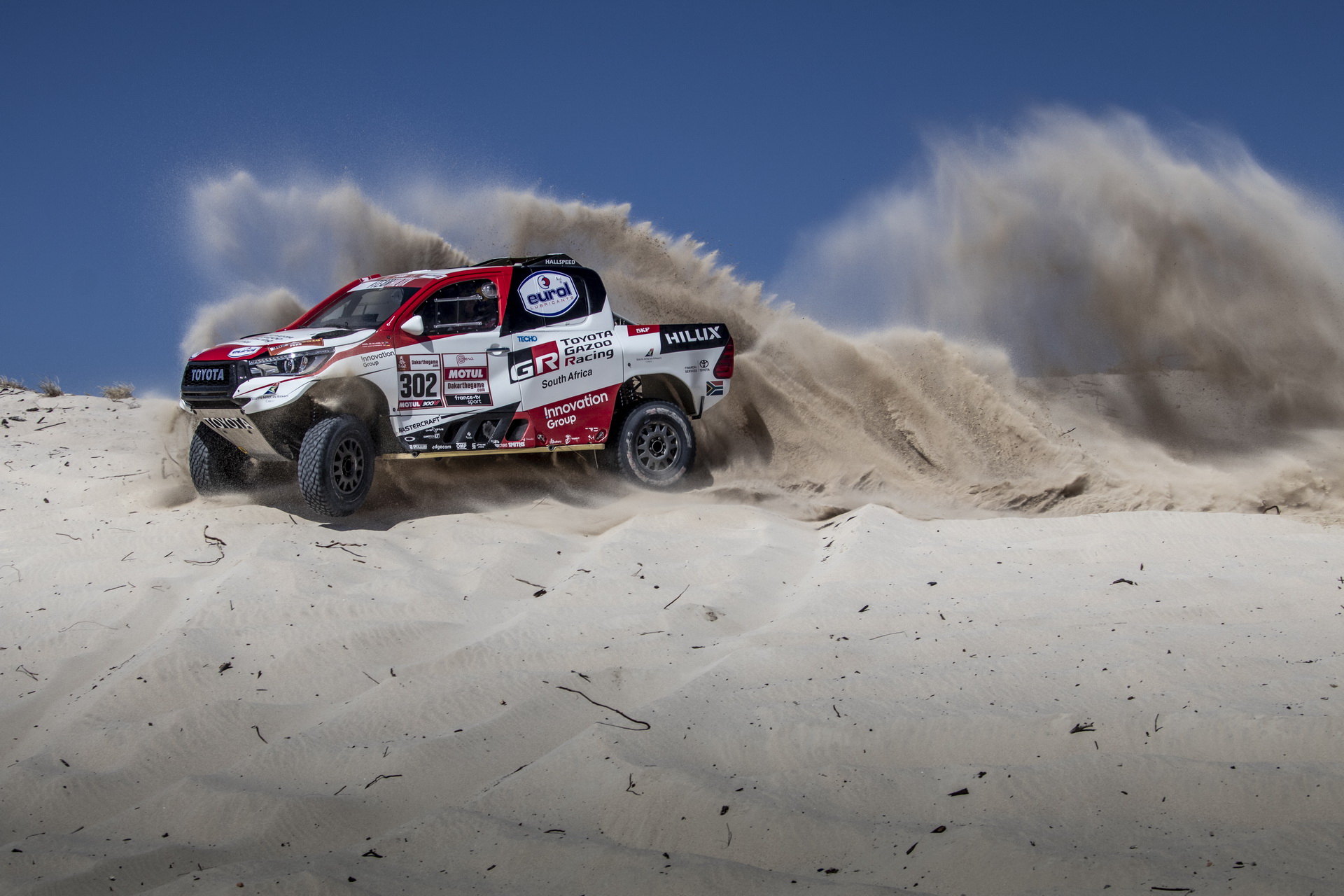 2019-Toyota-HiLux-Dakar-06 Toyota Enters 2019 Dakar With Three Bespoke Hilux Pickup Trucks
