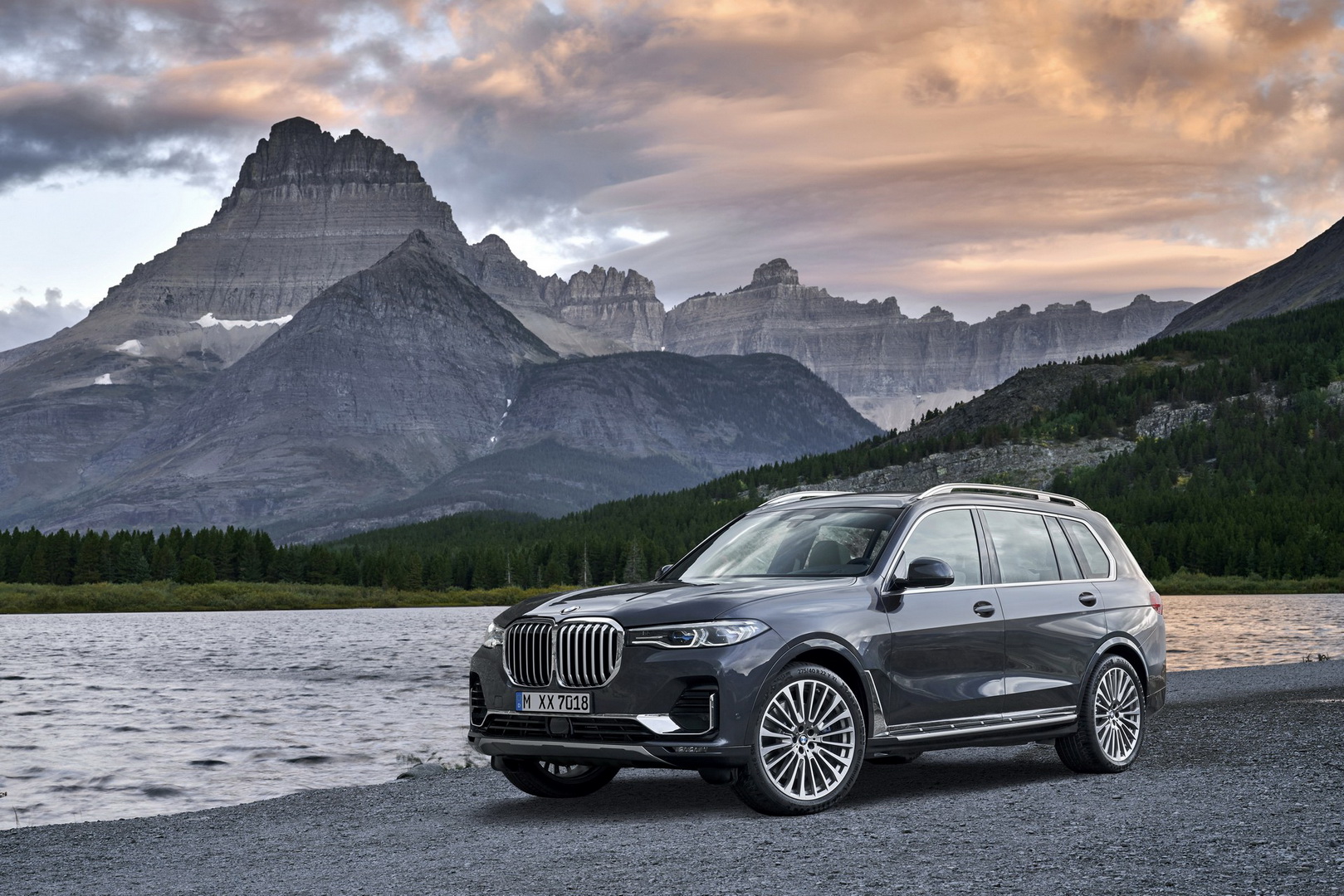 2019 bmw x7 6 BMW X7 Configurator Is Live, How Will You Spec Yours?