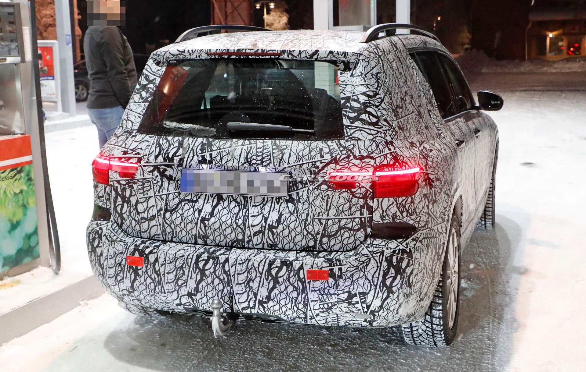 2019 Mercedes GLB spy shots 6 2019 Mercedes GLB: Here’s Our Best Look Yet At Compact SUV’s Interior