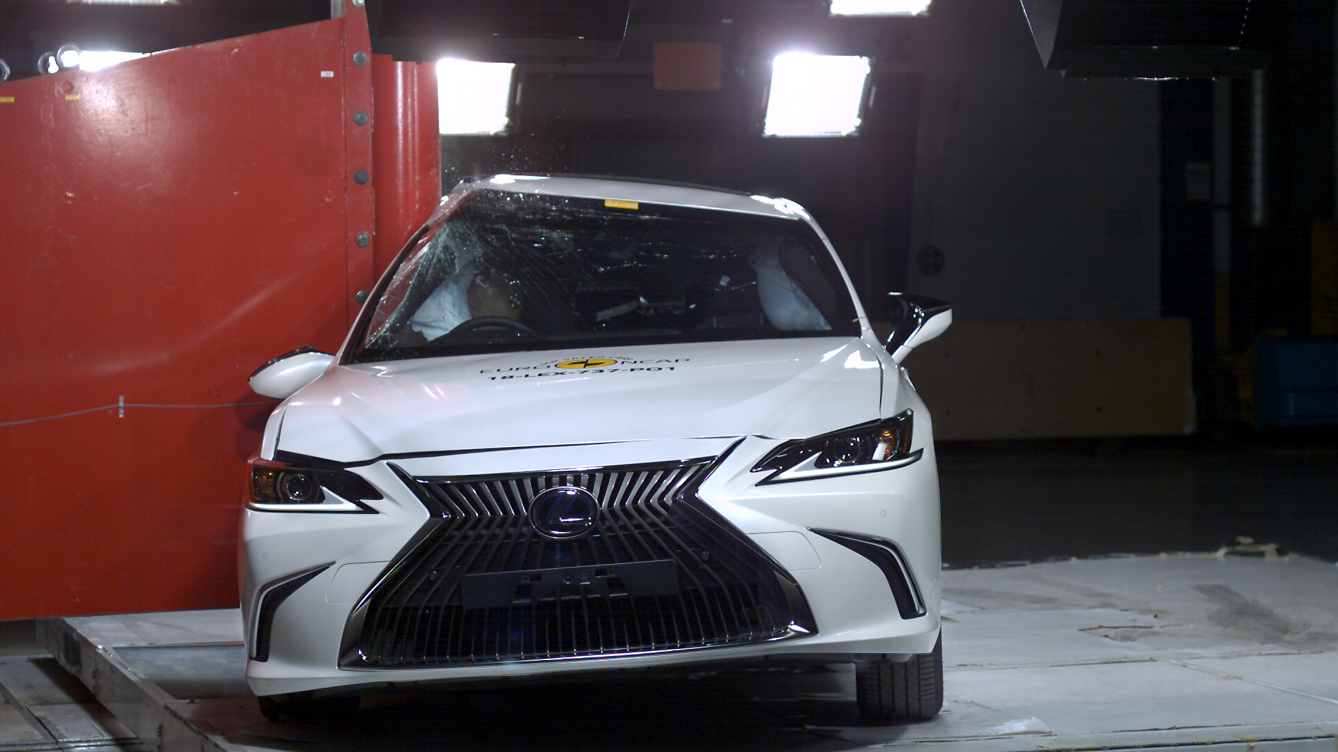 lexus es euro ncap 2 Euro NCAP: 2018 Best In Class Cars Announced