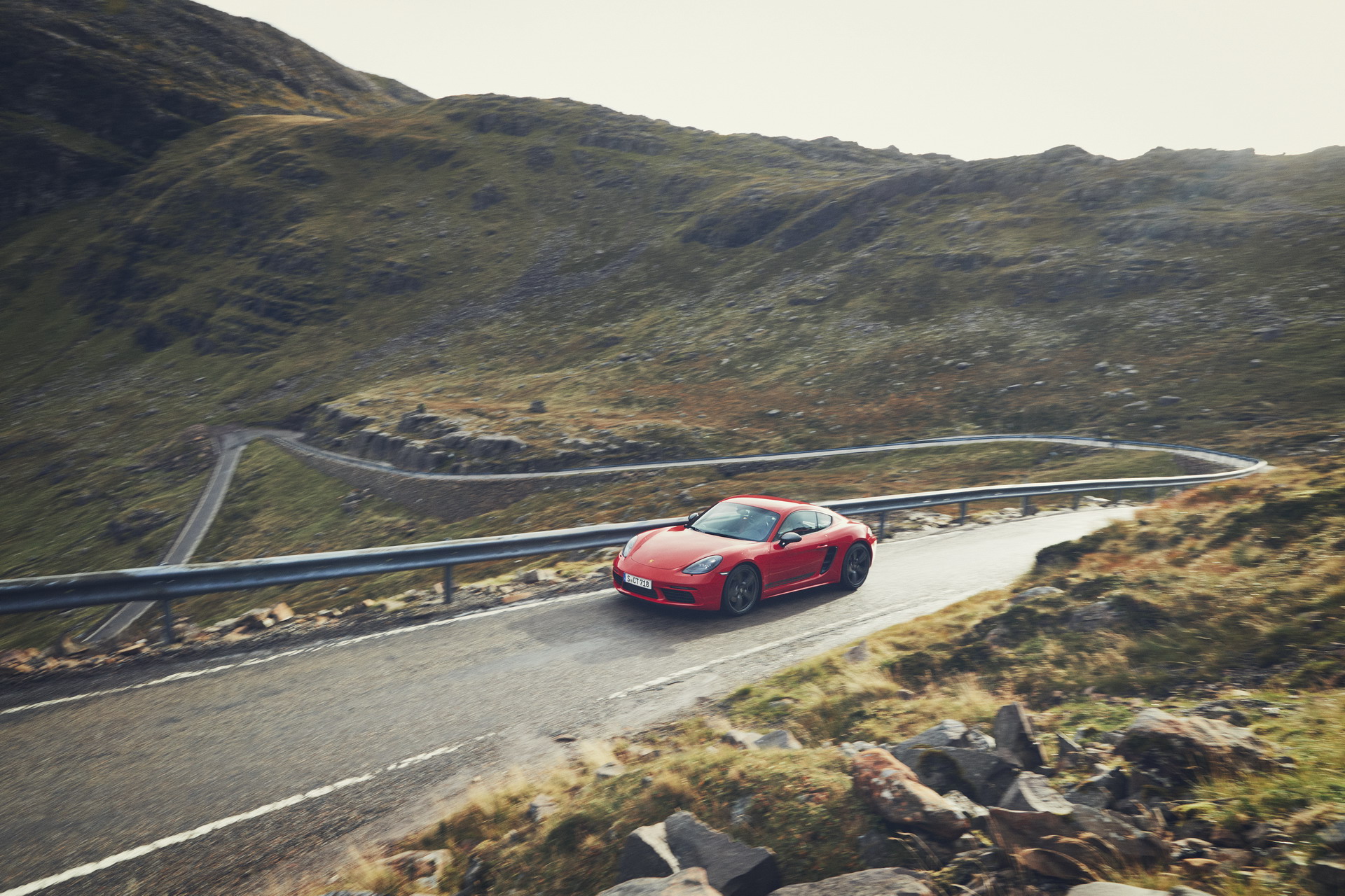 New Porsche 718 T 13 New Porsche 718 T Boxster And Cayman Bring Some Zing To 4-Cylinder Turbo Range