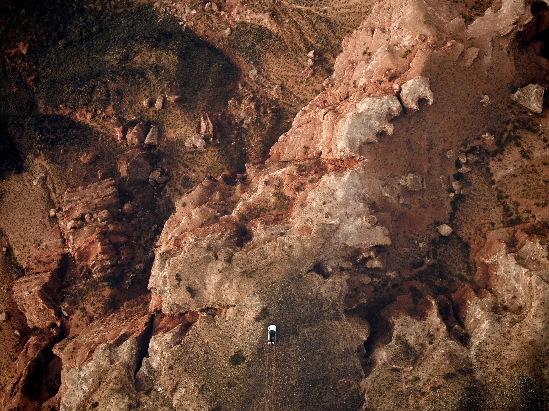 2020 Land Rover Defender Reborn As A Modern 4×4 With Advanced Tech