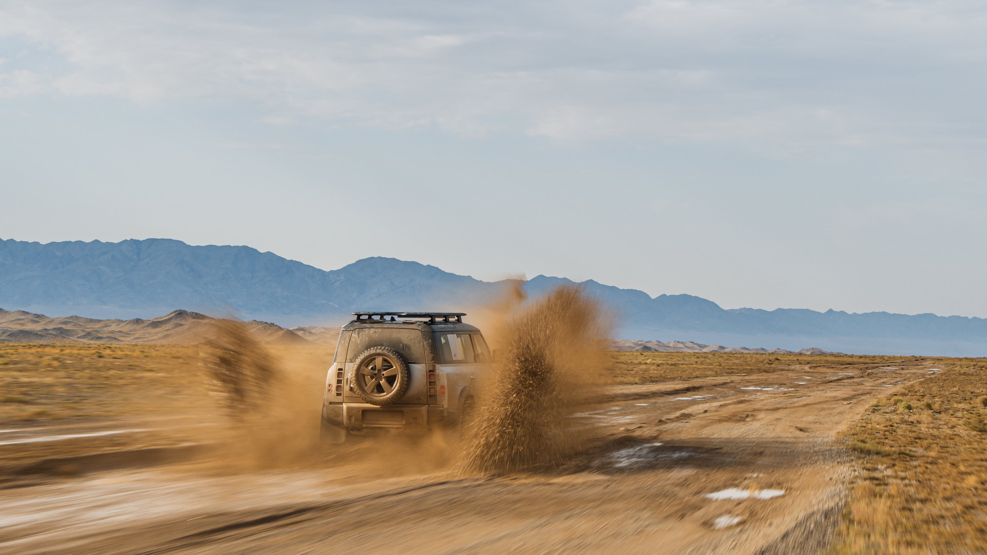 2020 Land Rover Defender Reborn As A Modern 4×4 With Advanced Tech