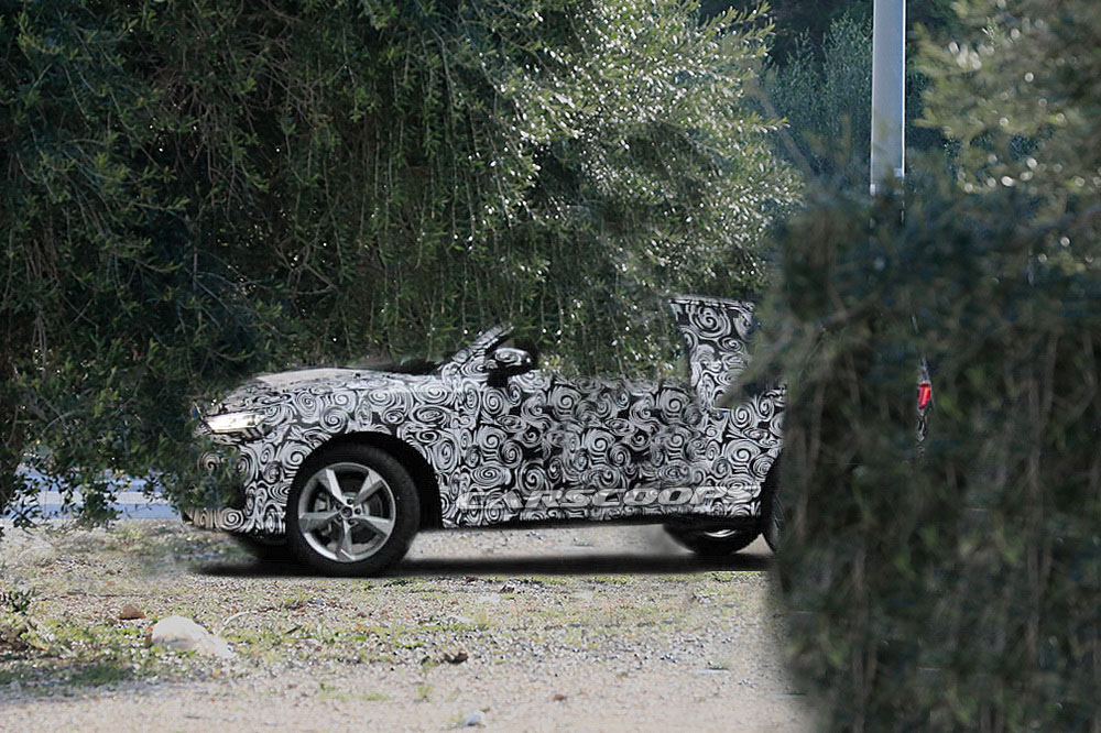 AudiQ4_3 2020 Audi Q4 Spotted: New German SUV Coupe Makes Its Spy Debut