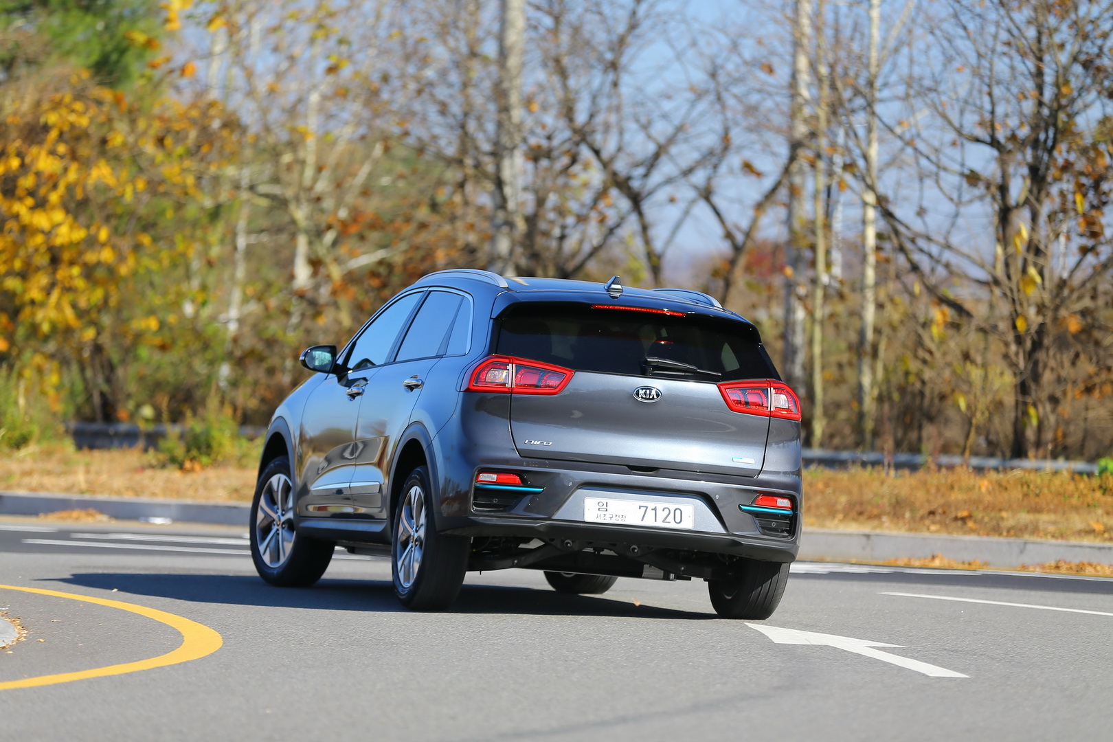 2019 kia e-niro 28 Kia Announces e-Niro First Edition UK Specs, Pricing Starts At £32,995