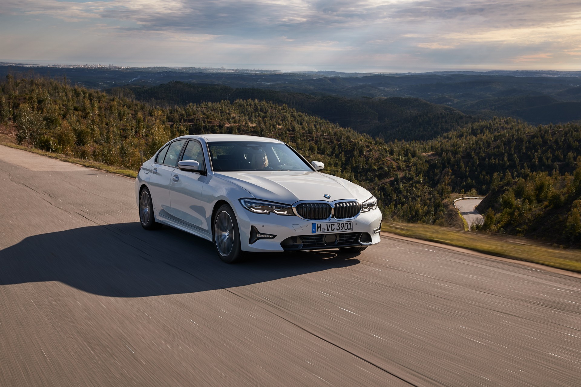 2019 BMW 3-Series-44 First 2019 BMW 3-Series Reviews Are Out (Plus 300+ Photos)