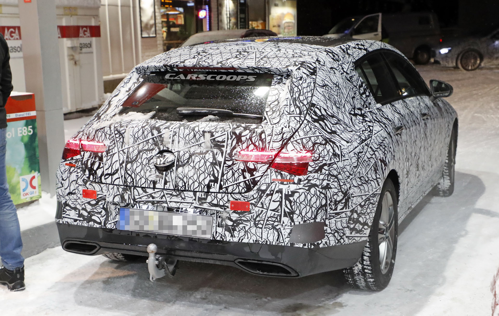 Mercedes-CLA-Shooting-Brake-04 2020 Mercedes CLA Shooting Brake Spied Up Close And Personal