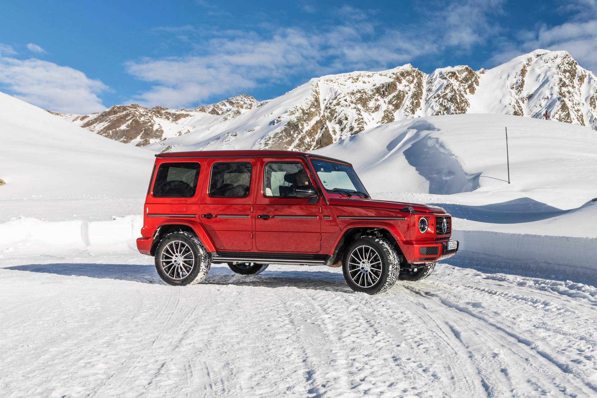 Mercedes-Benz@Hochgurgl 2018
Mercedes-Benz@Hochgurgl 2018 2019 Mercedes G350d Diesel Is Powerful, Civilized And Very Frugal
