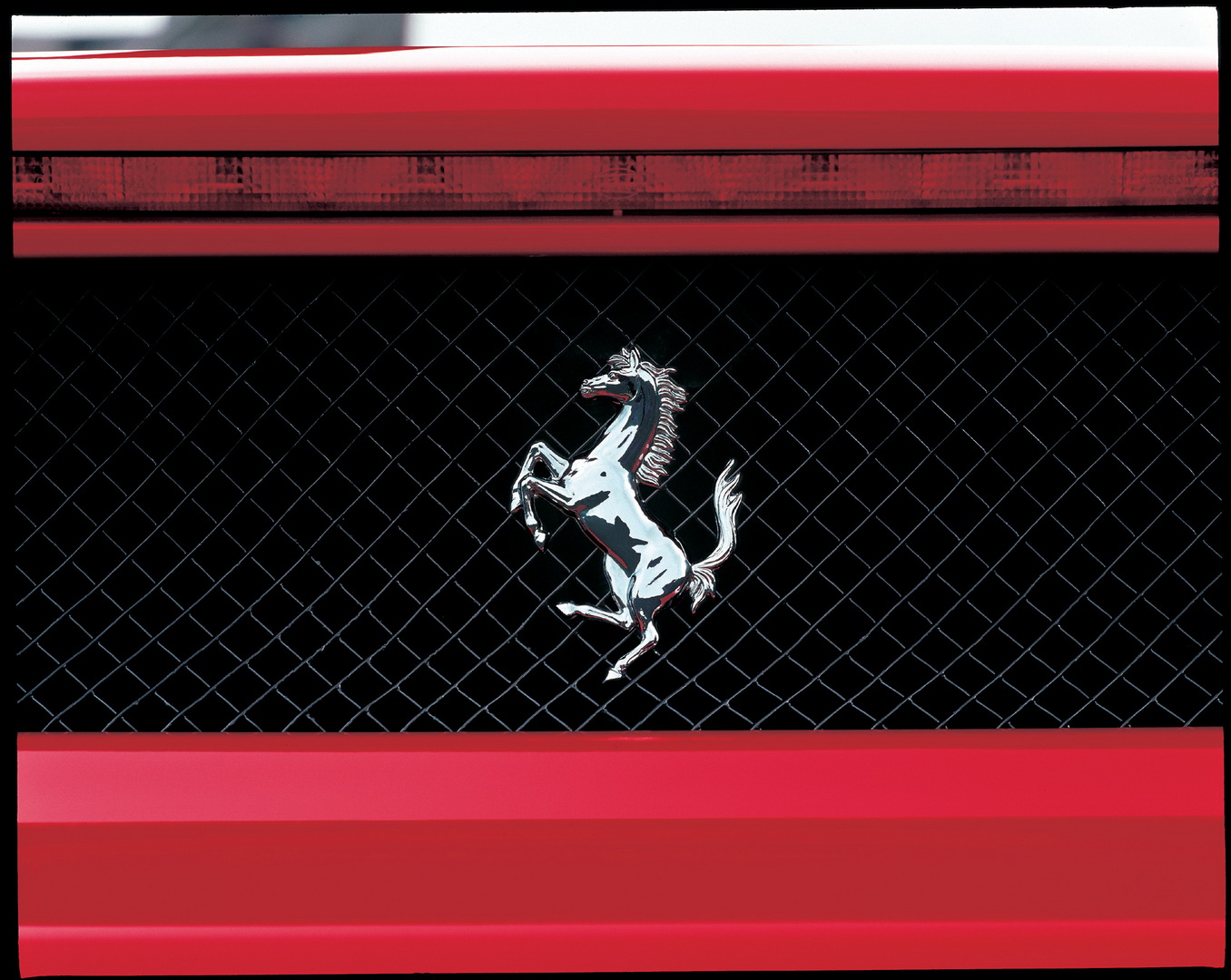 ferrari enzo 10 Need A Ferrari Enzo Engine? There’s One For Sale At Just $375,000