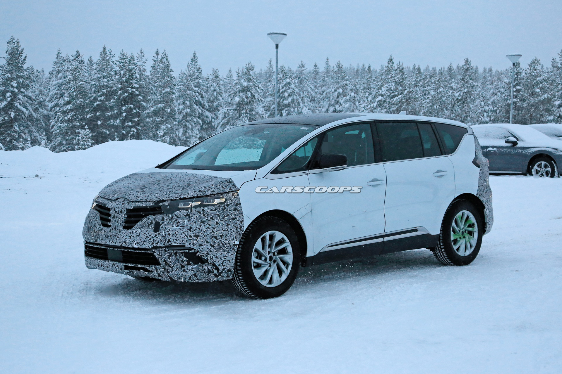 2020 renault espace facelift spy 3 Facelifted Renault Espace Spotted Near Arctic Circle