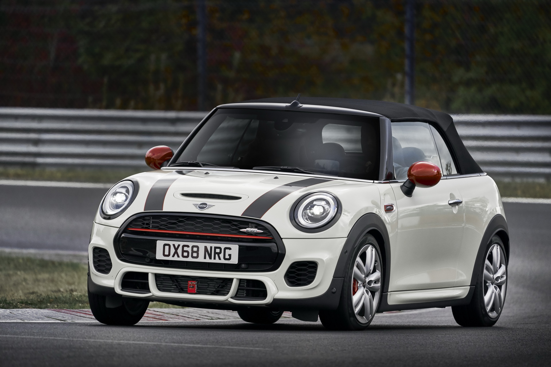 2019-Mini-Cooper-S-JCW-24 Mini Reveals Updated 2019 Cooper S JCW For Europe