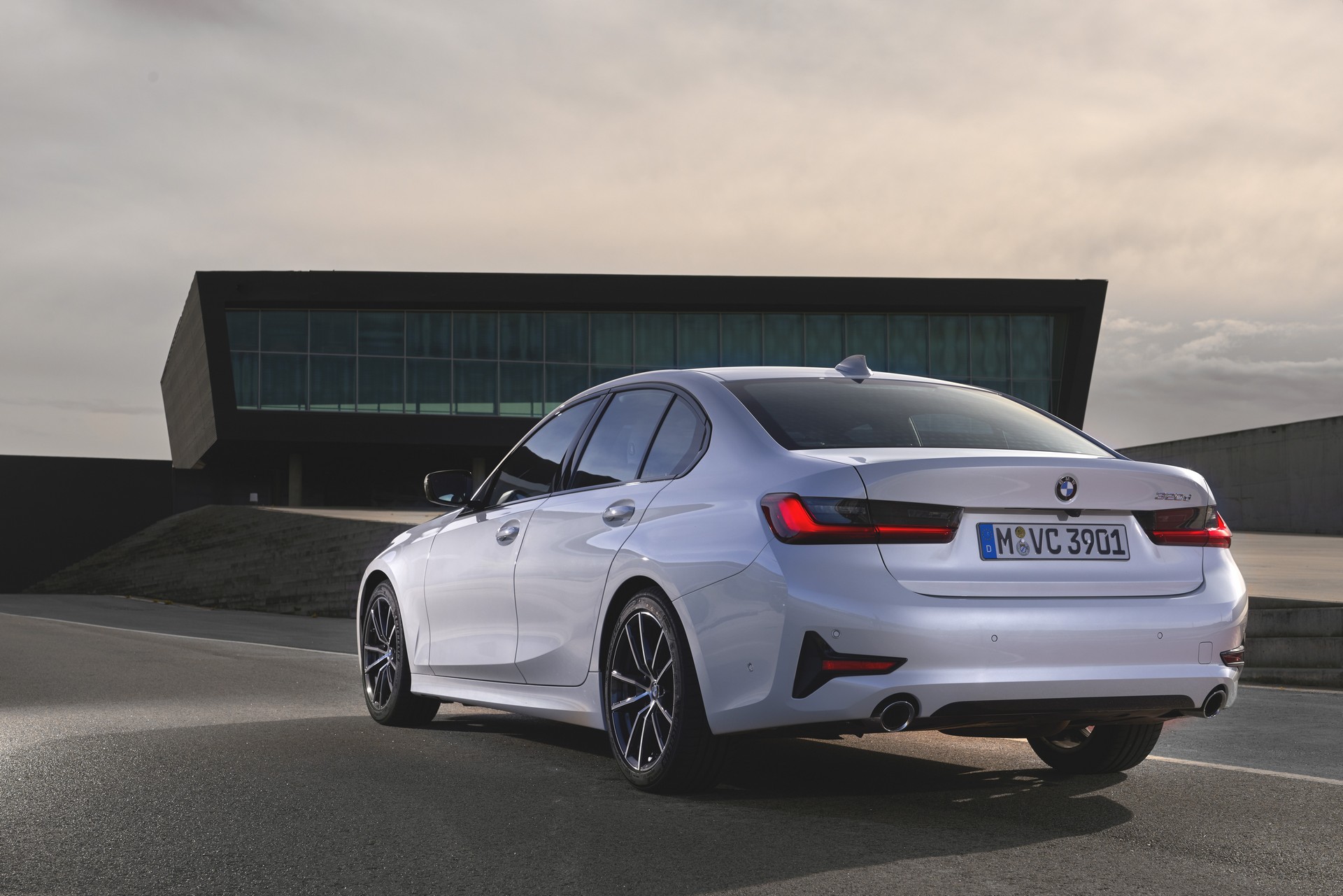 2019 BMW 3-Series-1 First 2019 BMW 3-Series Reviews Are Out (Plus 300+ Photos)