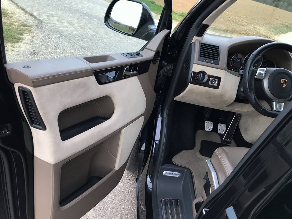 VW Multivan T5 powered by Porsche 911 Turbo engine 46 573HP VW Transporter With Porsche 911 Turbo Engine Is VW Group Synergy At Its Best