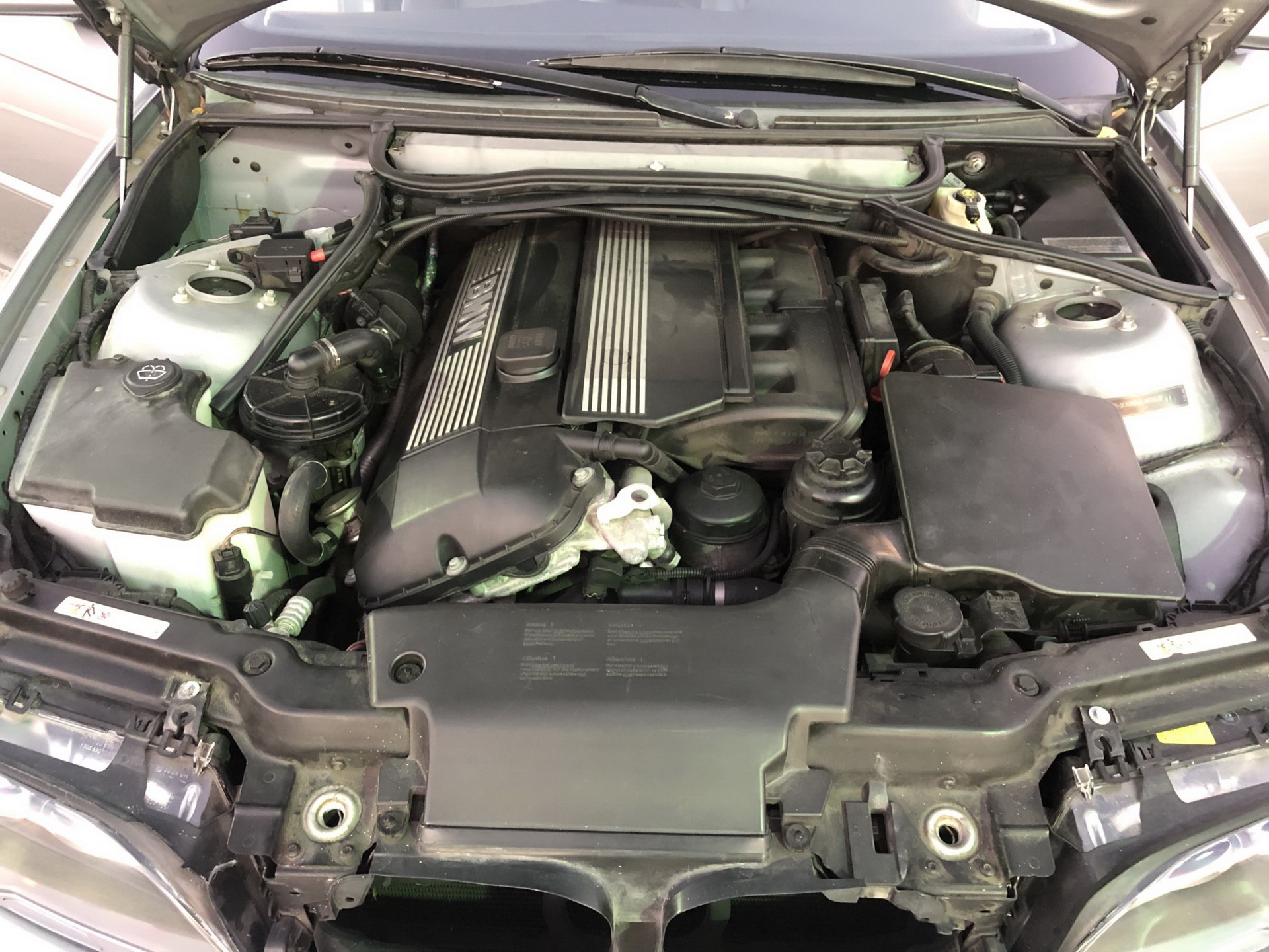 BMW-330ci-ZHP-14 Looking For The E46 Sweet Spot? 2004 BMW 330Ci ZHP Requires Your Attention