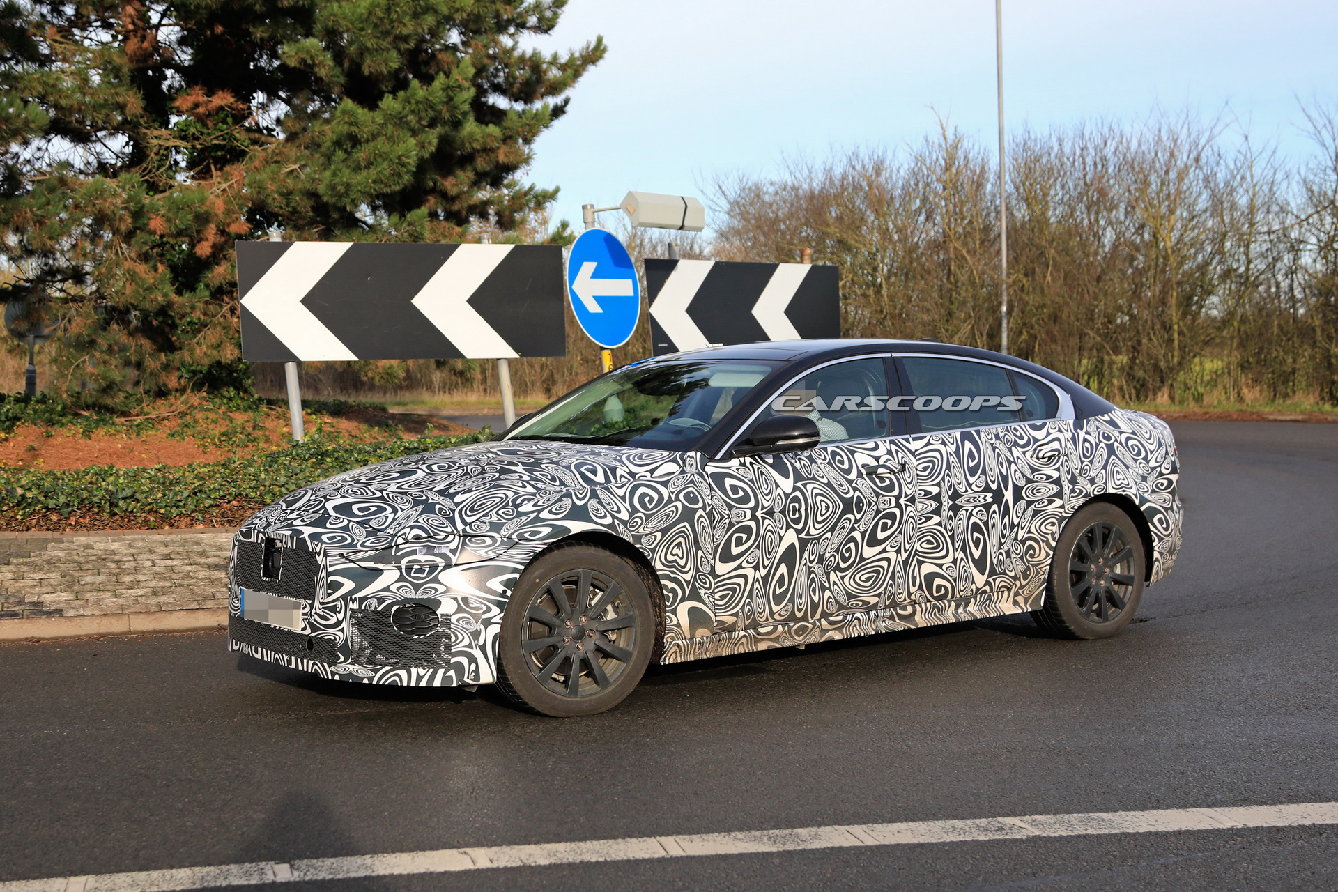2019 jaguar xe facelift spy 23 2019 Jaguar XE Shaping Up To Be A More Competent 3-Series Rival
