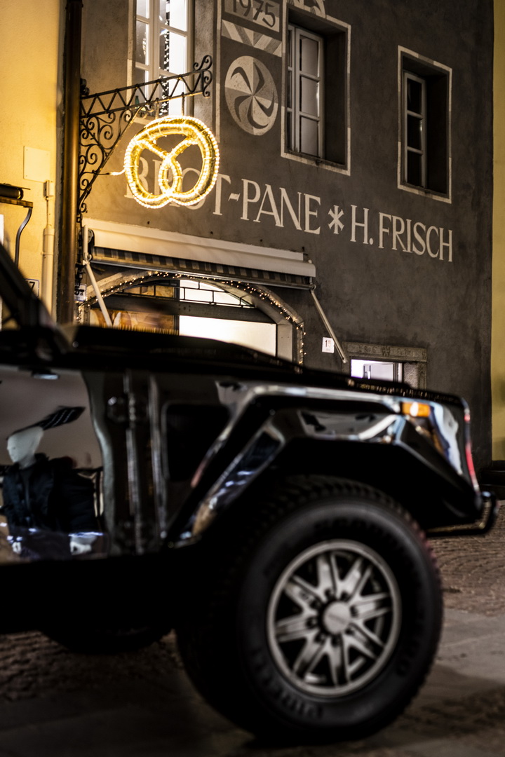 lamborghini urus lm002 50 Lamborghini Urus Convoy Embarks On Special Journey, LM002 Leads The Pack