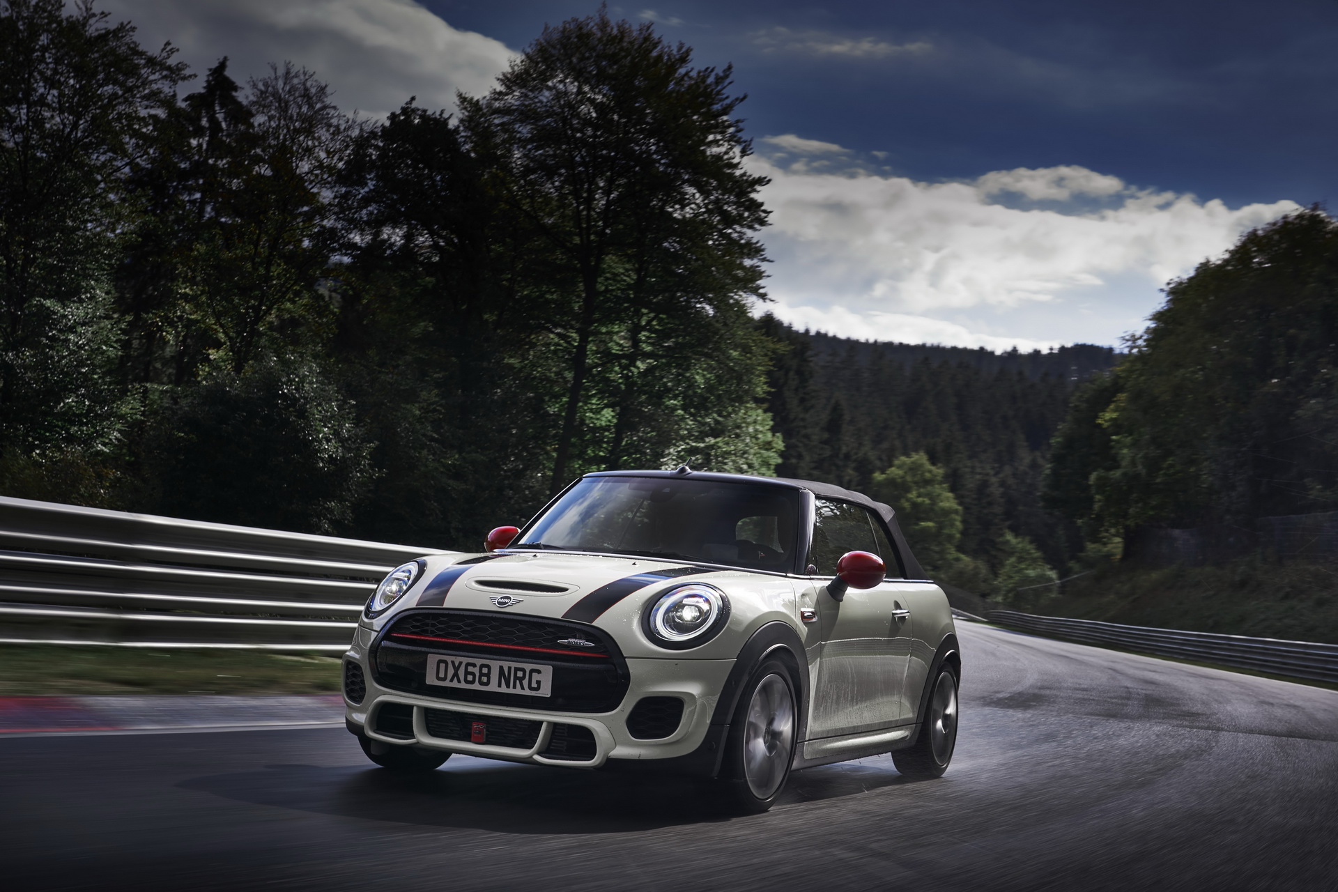 2019-Mini-Cooper-S-JCW-29 Mini Reveals Updated 2019 Cooper S JCW For Europe