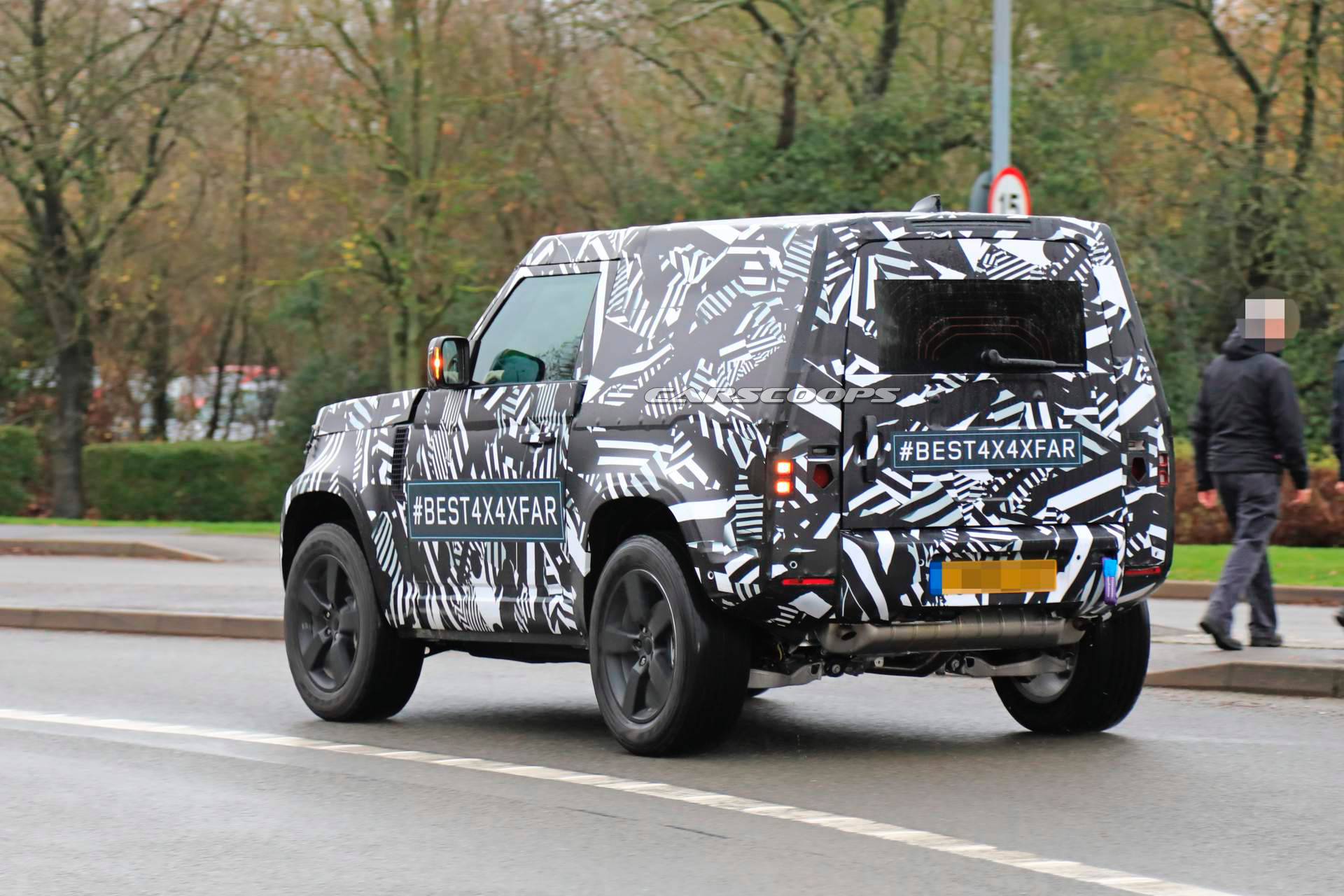 2020 Land Rover Defender 90 spy shots 13 2020 Land Rover Defender 90 With 3-Doors And SWB Will Be The Most Playful Of All