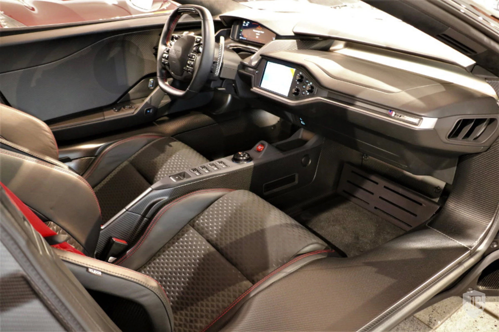 ford-gt-67-heritage-edition-14 Grab That Beautiful Ford GT ’67 Heritage Edition Before Ford Takes Notice