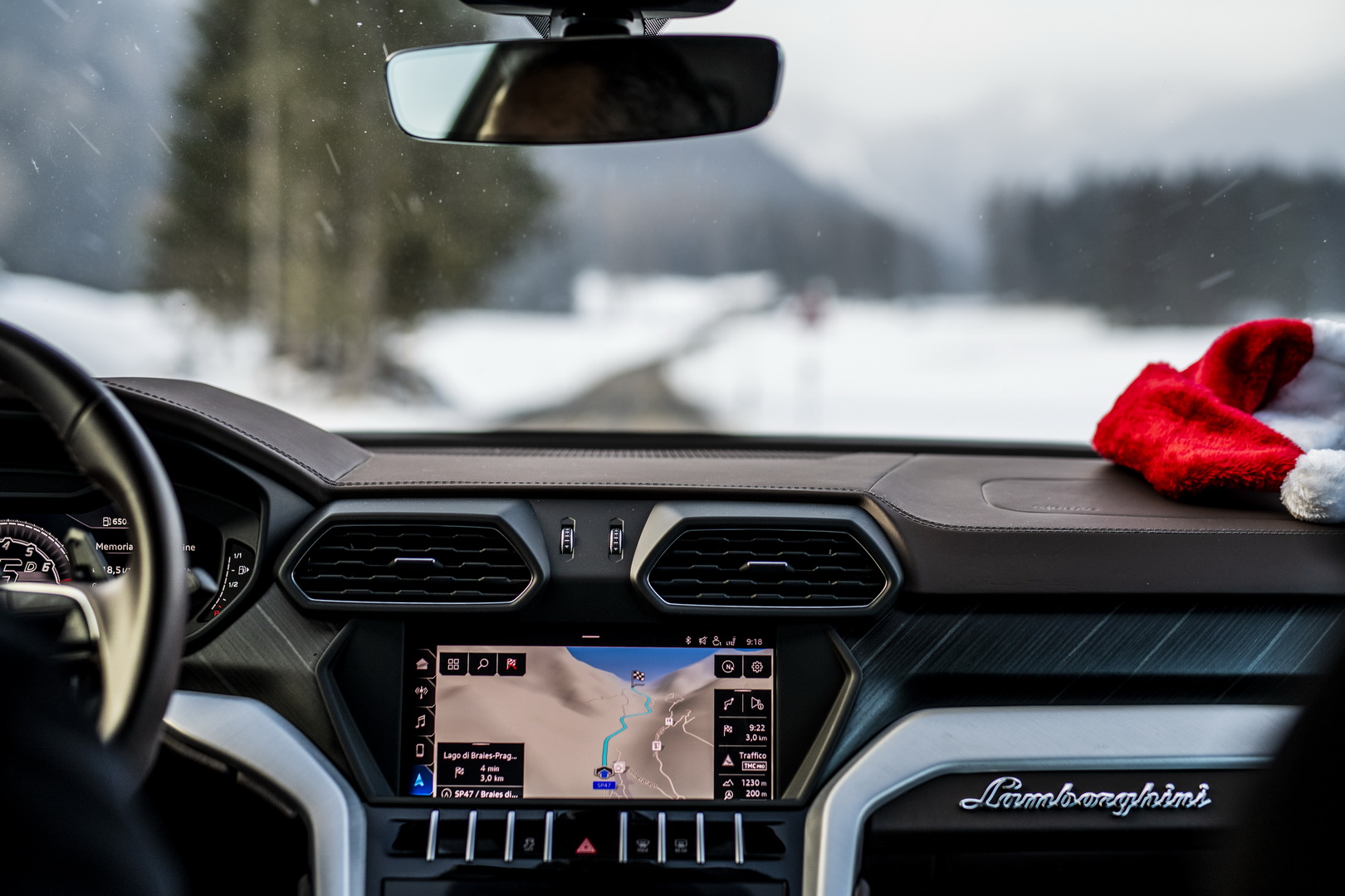 lamborghini urus lm002 24 Lamborghini Urus Convoy Embarks On Special Journey, LM002 Leads The Pack