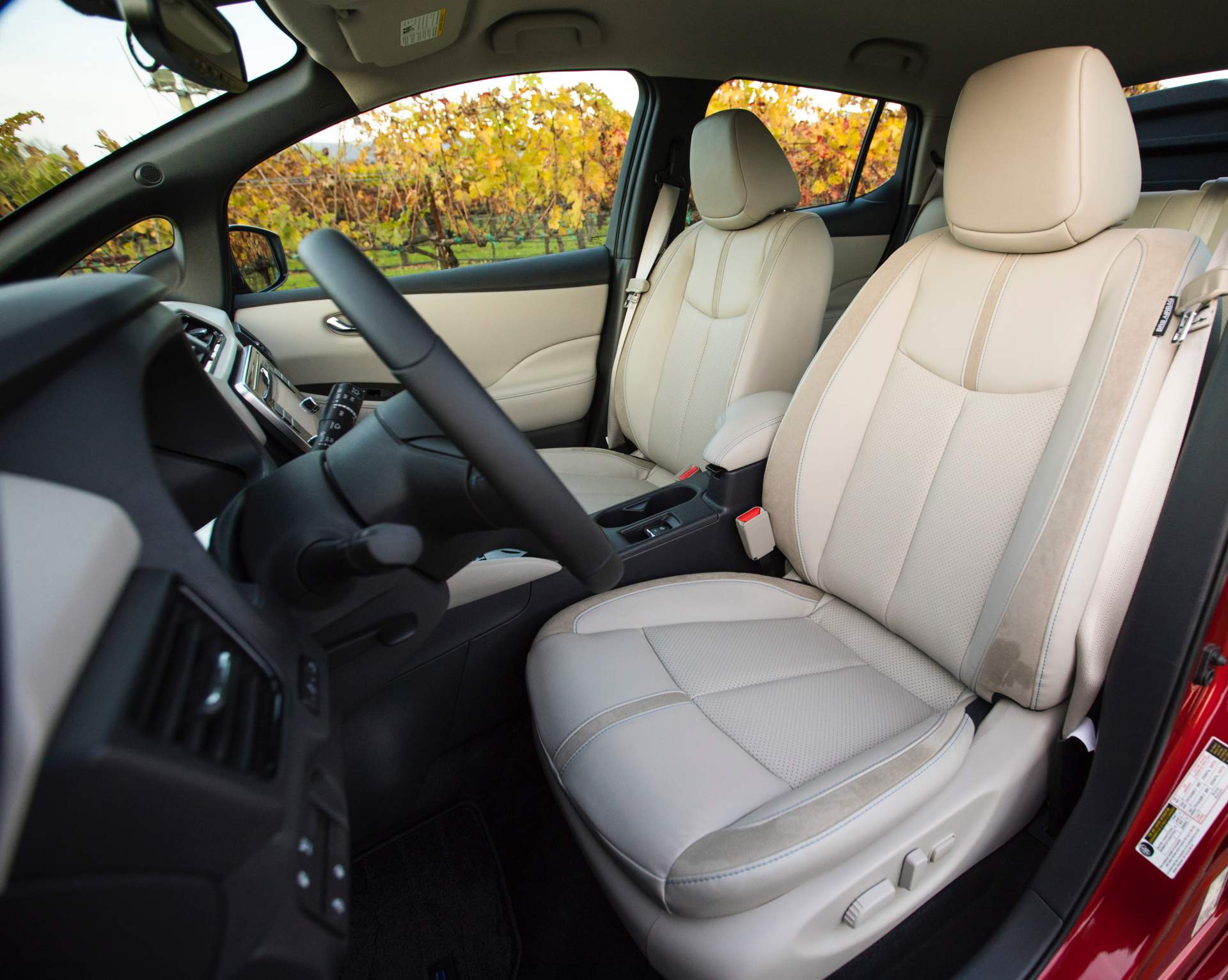 Nissan LEAF 2018 Ghosn’s Arrest Reportedly Derailed Nissan’s Plans To Debut Long-Range Leaf In LA