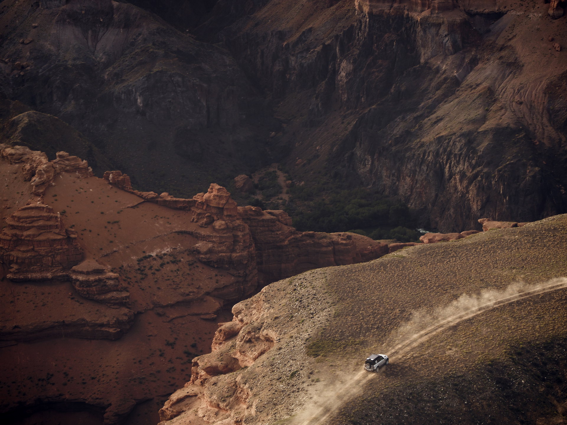 2020 Land Rover Defender Reborn As A Modern 4×4 With Advanced Tech