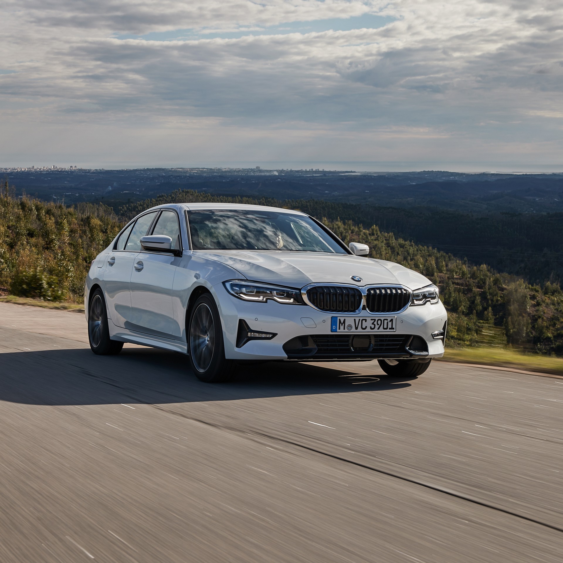 2019 BMW 3-Series-334 First 2019 BMW 3-Series Reviews Are Out (Plus 300+ Photos)